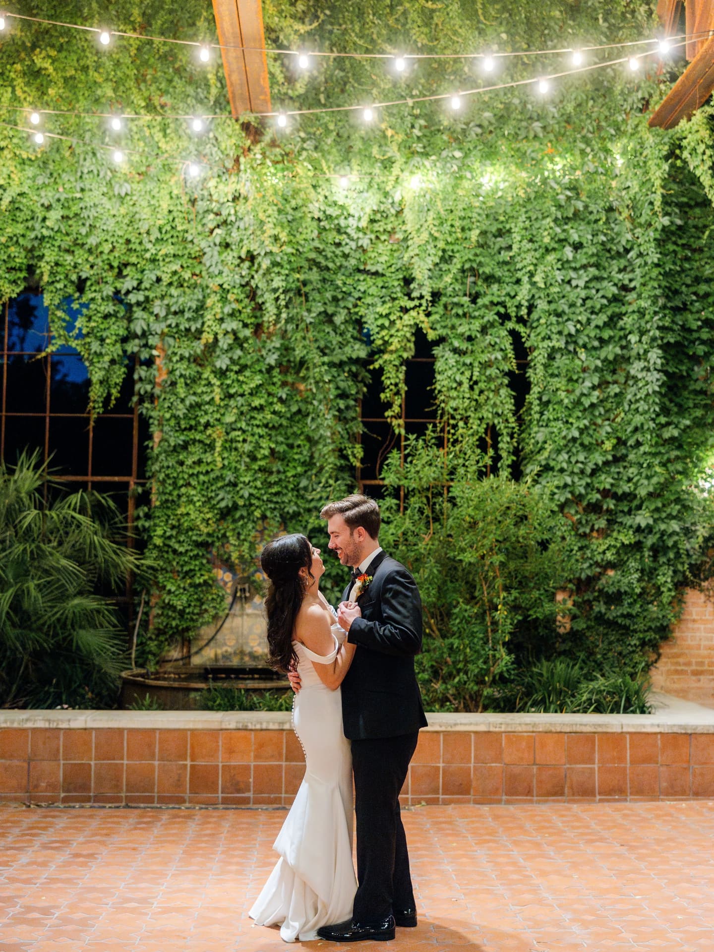 Isabella & Charlie's Reception at Hotel Emma. What a magical day it was celebrating the love between these two. Every detail came together beautifully.
🥂 Reception Location @thehotelemma | @hotelemmaevents
⚙️ Day of Coordinating @faithful_plan
💒Ceremony Location: Our Lady of Grace Catholic Church
📸 Photography @cassiestrickerphoto
💐Florist @laststrawflorist
🎂Baker @bettyjanes
💄Hair & Makeup @beautyconcepts22