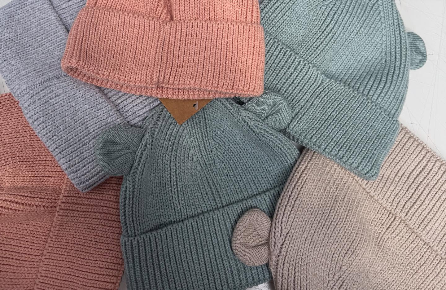 How cute are these new baby hats! The little bear ears!
.
.
#autumn #winter #ascolour #beechfield #hats #baby #babyhats #printers #decorators #silkscreen #screenprinting #ink #colour #print #embroidery #directtofilm #directtogarment #product #garment #tshirt #hoodies #screenprintinglife #hood #hats #beanie