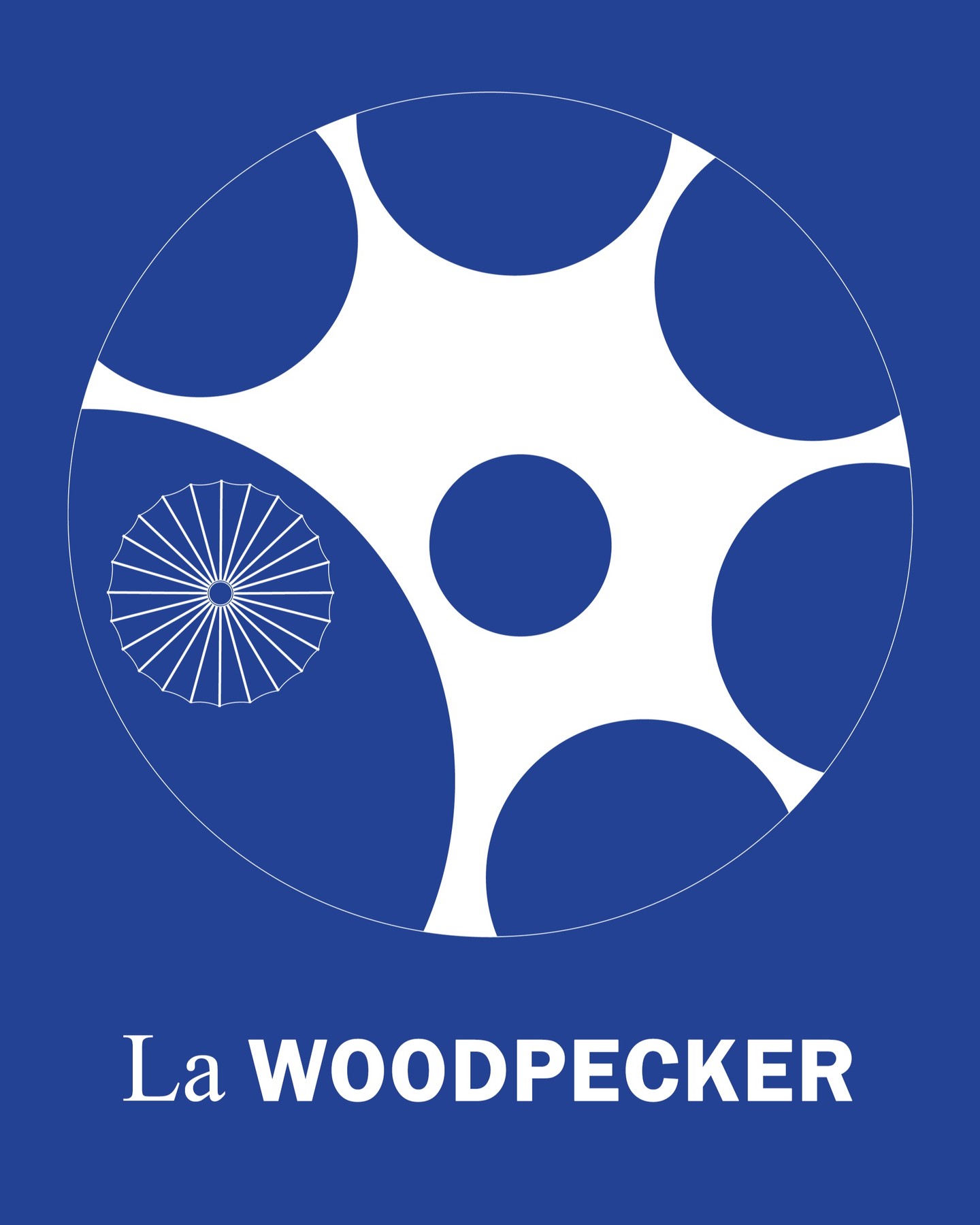 Credo che ogni architetto, nel suo percorso formativo e professionale, incontri dei progetti, delle figure o dei pensieri che lo segnano più di altri; che fanno scattare qualcosa, che riescono a “sbloccare” dentro qualcosa difficile da spiegare, ma capace di cambiare per sempre il modo in cui si affrontano i progetti futuri. Sensazioni che valgono più di cento lezioni, più di decine di notti spese a studiare e disegnare.
Per me, la Woodpecker è stata uno di questi episodi: una sorta di epifania...
Continua a leggere l'articolo al link in BIO!
.
.
.
#architettura #archilovers #architetturaitaliana #romagna #woodpecker #milanomarittima #emiliaromagna