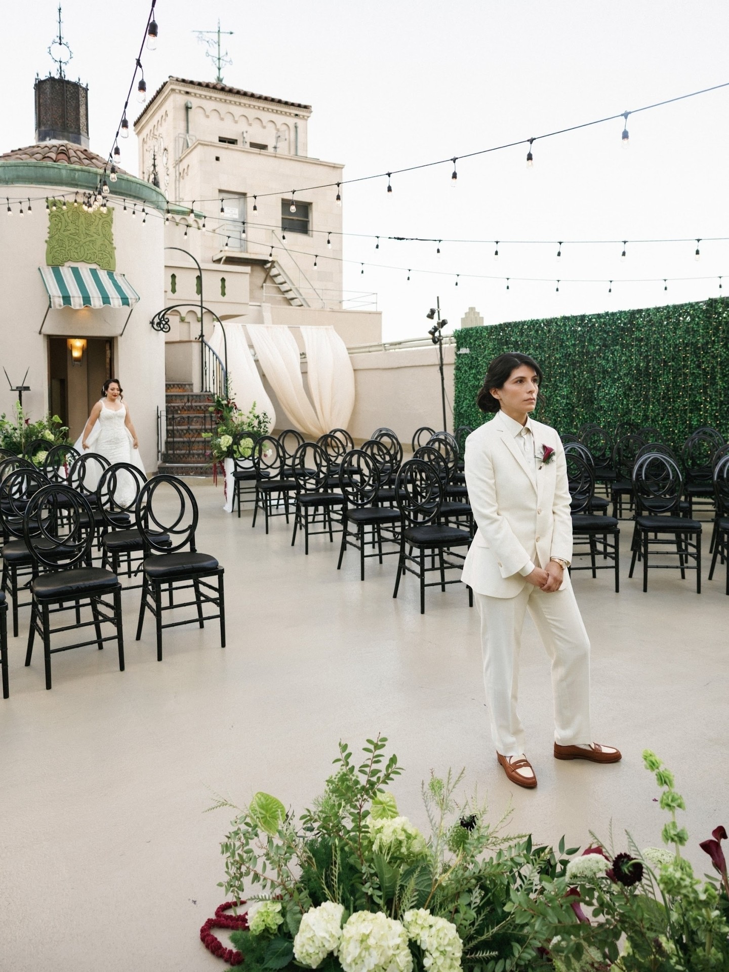 Lorena & Cindy’s wedding was a masterclass in beauty and intention. ✨ Every detail—from the lush florals to the dreamy tablescape, to the way the decor and dinnerware blended seamlessly—created an unforgettable setting. A true celebration of love, thoughtfulness, and style. 🌿💐
Full gallery now live at the link in bio.
Photo + Video: @dreamwood.pro
Planning & Design: @vivaplanningeventdesign
Floral Design: @flourishdesignandco
Catering: @californiacookout
Officiant: @romcomweddings
Viva Planning Social + BTS: @cadensocials
Photobooth: @staygoldenphotobooth
Late Night Bites: @locolotes
Couples Content: @from.mypovevents
DJ: @premiere_events_group
Cake: @roobinascakeinc
Mariachi: @mariachiquintosol
Glam Team: myras_beauty @jari_hair @bonita.la_ @makeupbysanndy
Dance: @jenn_artiste
#outdoorwedding #weddingvenues #outdoorweddingvenue #venuehunting #exclusiveweddingvenue #eventvenue #theoviatt #DTLA #DTLAWeddings #ArtDeco #ArtDecoWeddings
