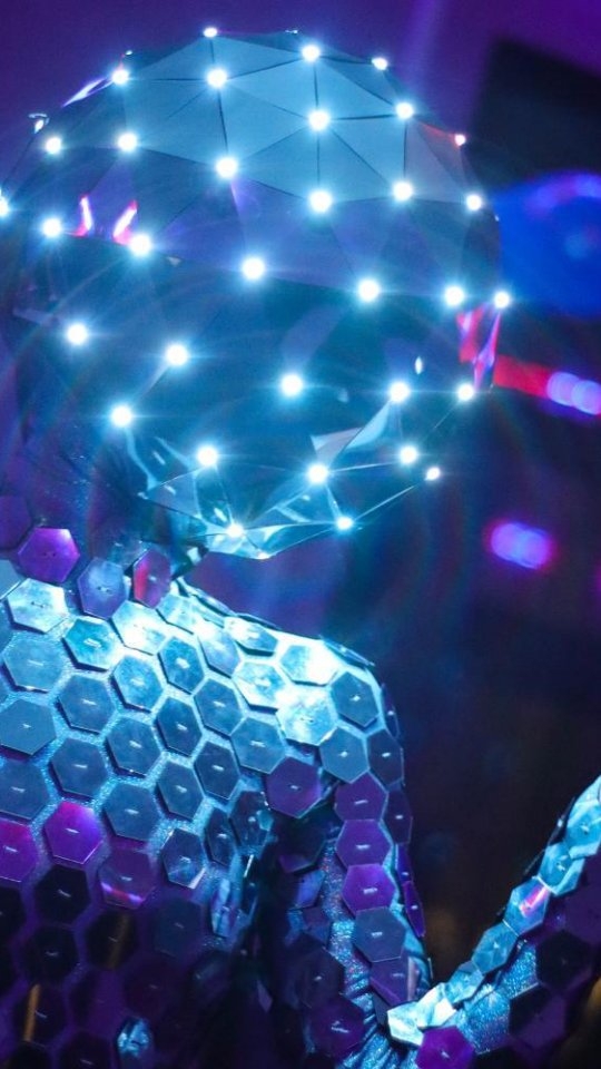 ✨🪩 @zengardenfestival ✨🪩
Our **Disco Ball Dancers** are bringing the ❤️🔥 all night long - catch them lighting up the Zen Garden 🌙✨
**Set Times**
7:00 – 7:20 PM
7:40 – 8:00 PM
8:30 – 8:50 PM
9:10 – 9:30 PM
9:50 – 10:10 PM
10:30 – 10:50 PM
#ZenGardenFestival #DiscoBallDancers #ShineBright #FestivalMagic #LRBC #TheLittleRedBallCompany #YYCCirque #YYCEvents #YYCArt #YYCArtists