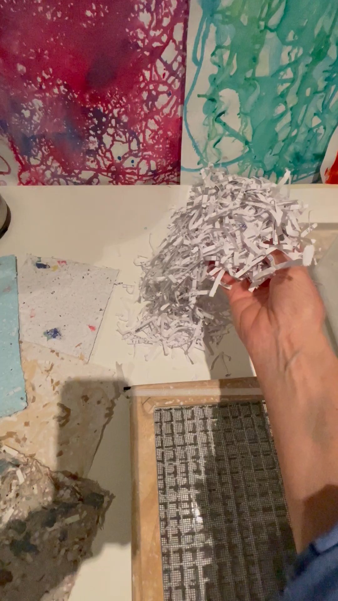 paper making....step 1: gather your materials & equipment!
#recycledpaperart #kiamalocalartist #artforeveryone #creativeworkshopsnsw #kiamaartworkshops #taketimeforyourself #Workshop #kiamaartist #supportlocalbusiness #collageartist #papercutouts