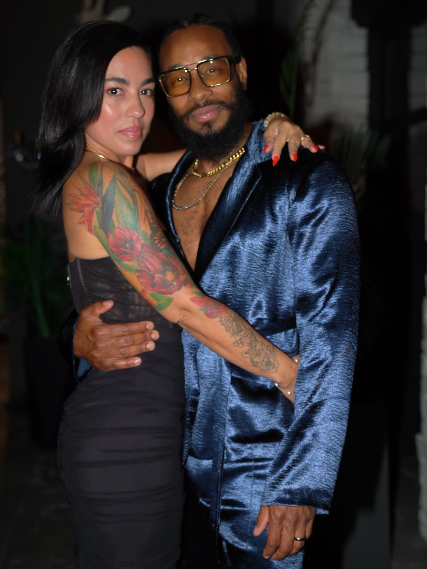 Too good not to post! Also we rarely get photographed together lol hubbys either photographing me or I’m photographing him 🤣
📸 @wesotoldme