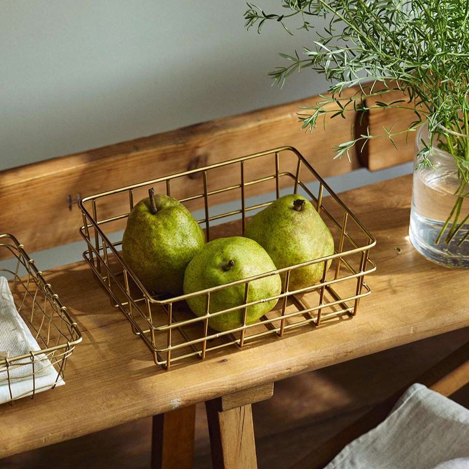 🍂 Les premières douceurs d’automne arrivent chez Les Jolies Emplettes…
Textures chaleureuses, couleurs naturelles, matières brutes : la saison s’installe doucement dans la boutique. ✨
Des objets pensés pour réchauffer la maison et accompagner vos rituels slow de septembre : petits paniers, tissus en lin… un retour à l’essentiel, simple et beau.
🌿 Venez découvrir les premières nouveautés d’automne dès maintenant.
🍁 Et profitez d’un week-end tout en douceur, entre balades, cocooning et petites routines slow.
#lesjoliesemplettes #automneslow #maisonnaturelle #inspirationdéco #vivreslow #collectionautomne