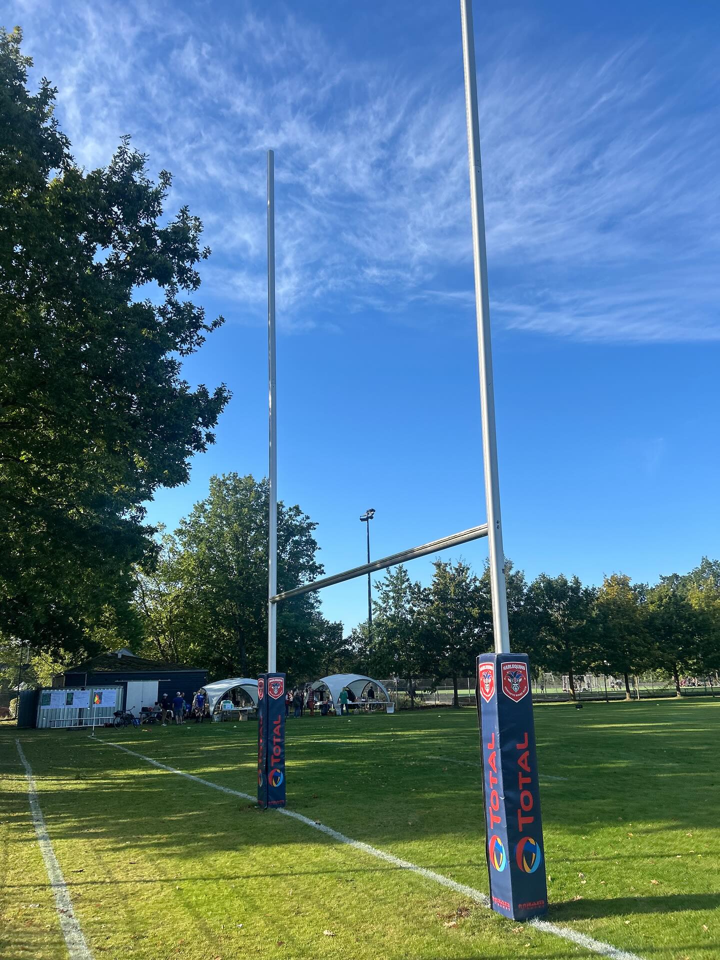 Today was a great GRK day!!
We hosted our first ever tournament 🏉 the sun shone for a happy day of rugby & friendship with GRK parents & players pulling together to help create a super event. Grateful to our club sponsor Bonbon Ice & The Globe Irish Bar @briankenna1
Big thanks to all, for giving up time before, during & afterwards
🙏🏻 finally,
get well soon to our good friend @matt.shew.ring ☺️ after his injury today 🤕
#rugbydanmark #gentofterugbyklub