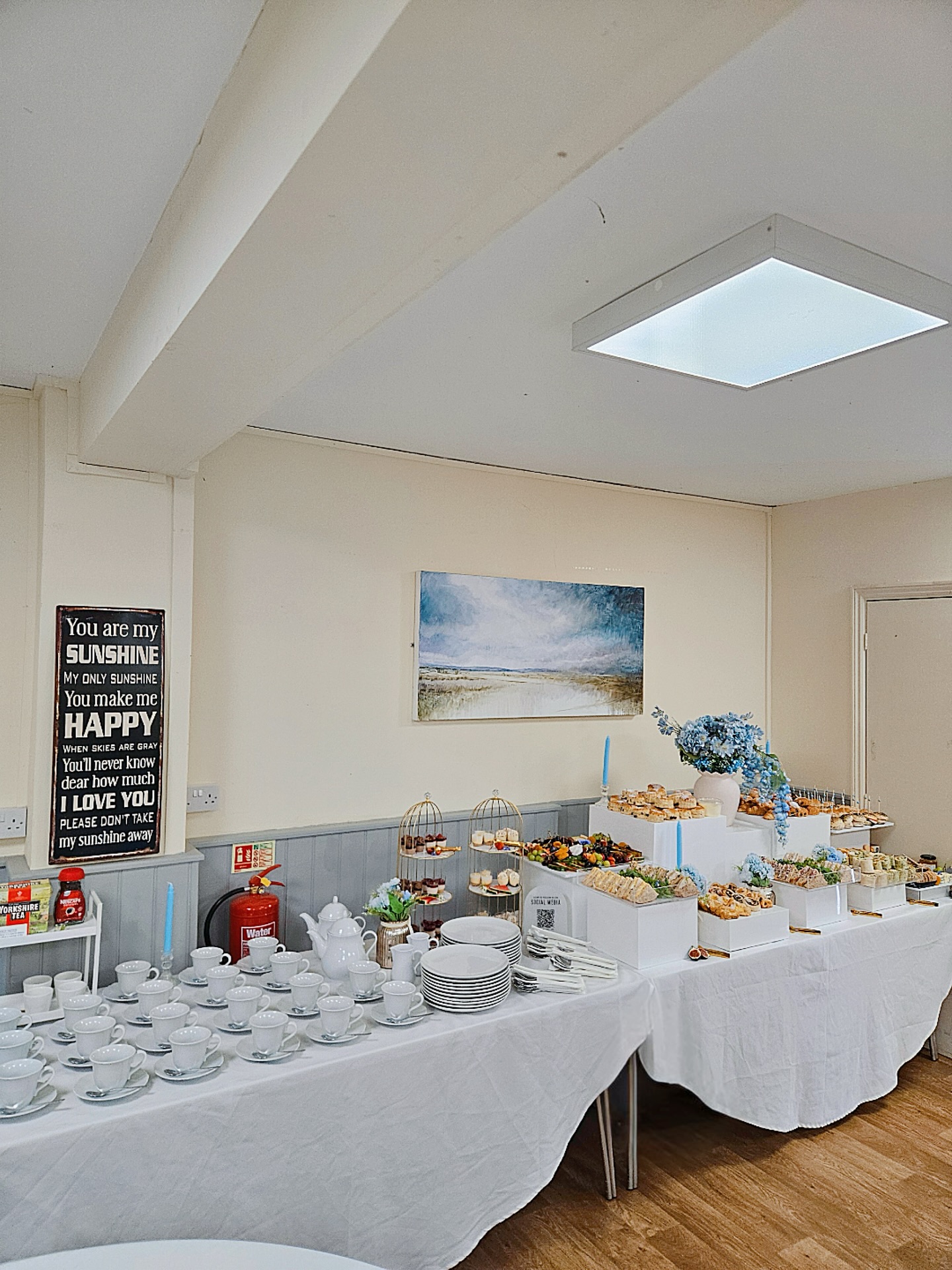 Ice Blue Wedding Afternoon Tea 💎
~ Premium Platters - Afternoon Tea ~
Our Bride and Groom, who initially married in Florida, booked our services from overseas to celebrate again with their family here in the UK. How lucky are they, 2 weddings!🤩
This service included our Afternoon Tea set along with crockery and cutlery, all of which are available to hire when ordering our Premium Platters.
✨