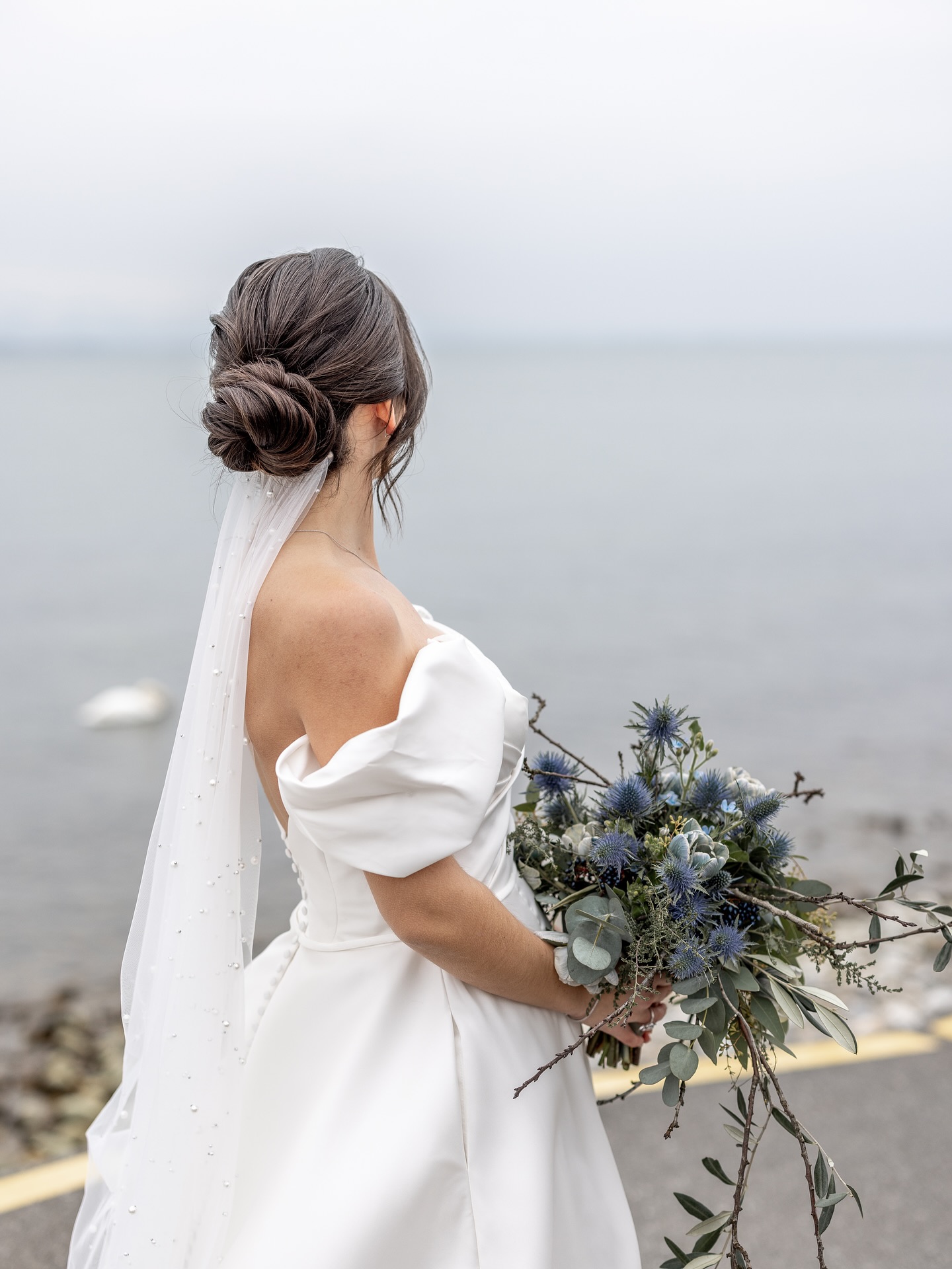 Dress CICELY 🩵
Romantisch, zeitlos und verspielte Details.
Möchtest du diese wunderschöne A-Linke aus Mikado Seide anprobieren?
Dann vereinbare doch deinen exklusiven Anprobetermin bei mir. 🫶
Wusstest du das du alle Brautkleider bei mir auch Mieten kannst, ganz ohne Kompromisse?
Ich freue mich auf dich.
www.brautmoment.at
Fotos by @wildembrace.photo
#bridetobe #wedding #feldkirch #brautmode #braut #hochzeit #weddingdress #sayyestothedress #bride