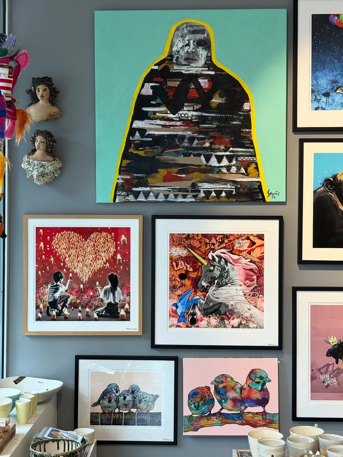 Ny kunst på veggen innrammet i vårt eget rammeverksted.
Rino Larsen
Kristina Knoph Storås
Gunilla Holm Platou
Marte Stordalen Berntsen
Rigmor Elin Aase Bøe
Susann Brox Nilsen
•
@kristina_tromso_gallery @rinolarsen @gunillaholmplatou @kristina_tromso_gallery @martesatelie_keramikk @susi_theweirdandwonderful