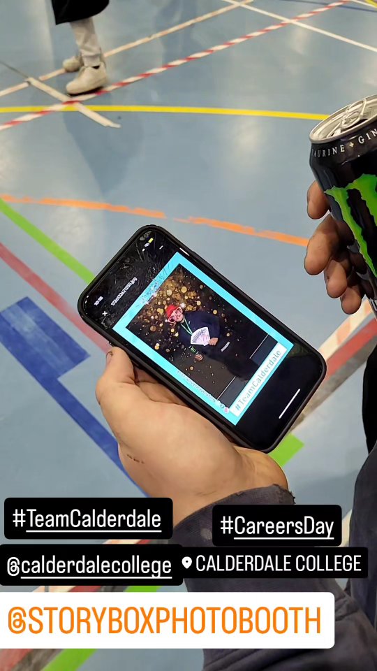 Who had a better Freshers Fair @calderdalecollege
www.StoryboxPhotobooths.co.uk
#Photobooth
#SelfieMirror
#MagicMirror #freshers
#CaptureYourStory
#freshersweek #collegelife
#SelfieKing #SelfieQueen
#PhotoboothHire #SelfieMirrorHire
#resultsday #Prom #corporate #Awards #humour
#CorporateEvents #Parties #eventplanner #selfie #trending #viral #partyideas #westyorkshire #eventplanner #gettingmarried
#weddinginspiration #weddingstyle