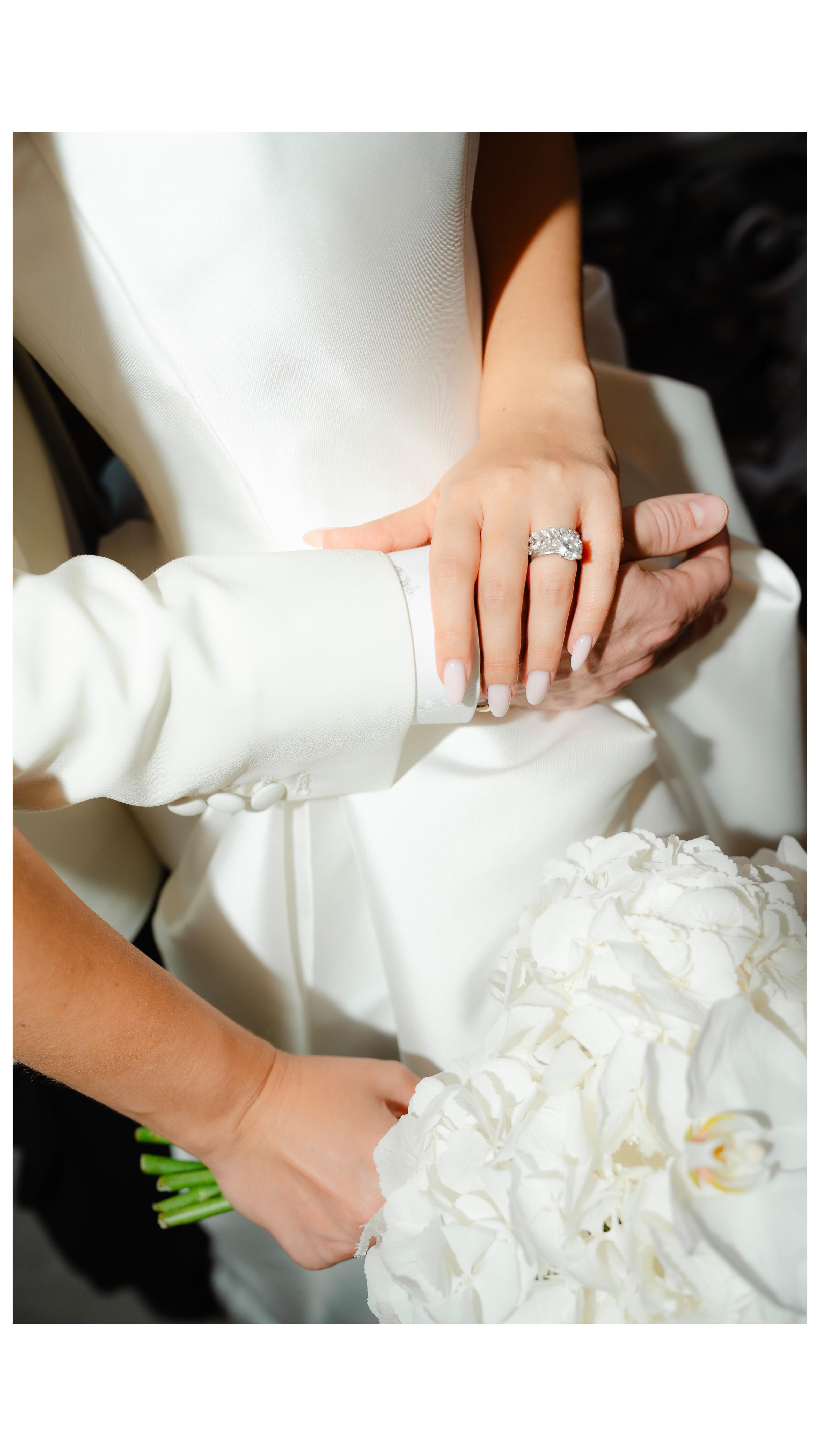 SIBORA & MARCUS
Before the big day
@sisiseranax
Location @castello.dalpozzo
Pizza @goldenbeepizza
Video & Photo @soldanofoto
Flower @brovelliclaudio
***********************************************
#soldanofotografia #soldano #leica #leicasl3 #leicalook #italianweddingstyle #italianweddingplanner #weddingdecor #weddingtime #weddinginspiration #italianweddingphotographer #weddingdetails #weddingdetailshot #weddingphotography #husbandandwife #venuescouting #dressed #milano #varese #svizzera #instalike #weddingreportage #love #matrimoniocom #dress #flower #hermes #como #arona #comolake