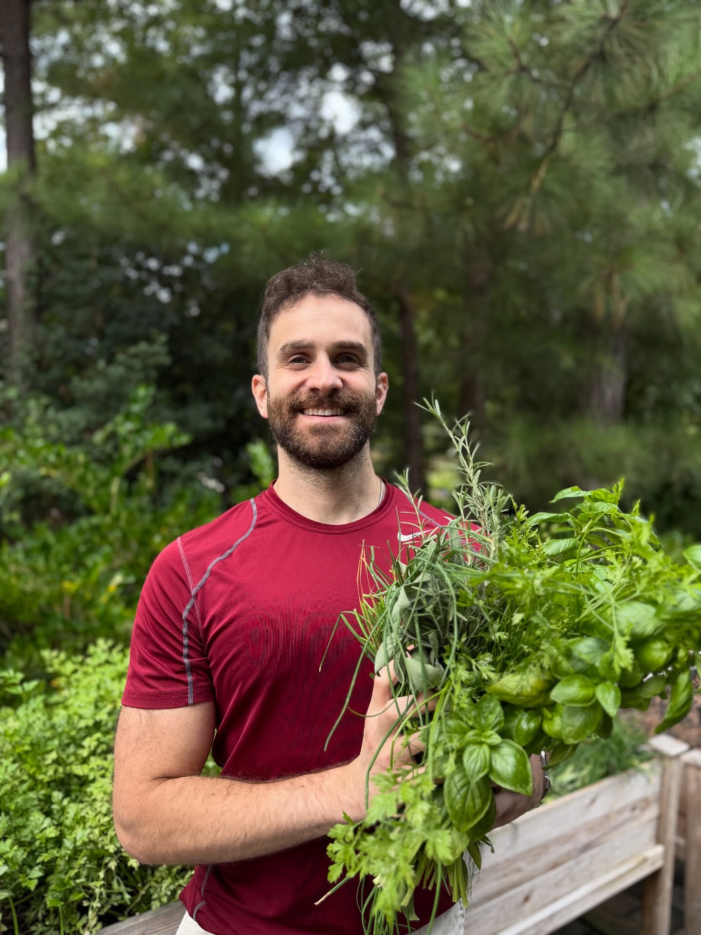 So many herbs, so many smells. Sweet September 🌱🪴
#vegan #veganfood #plants #plantbased #plantdad