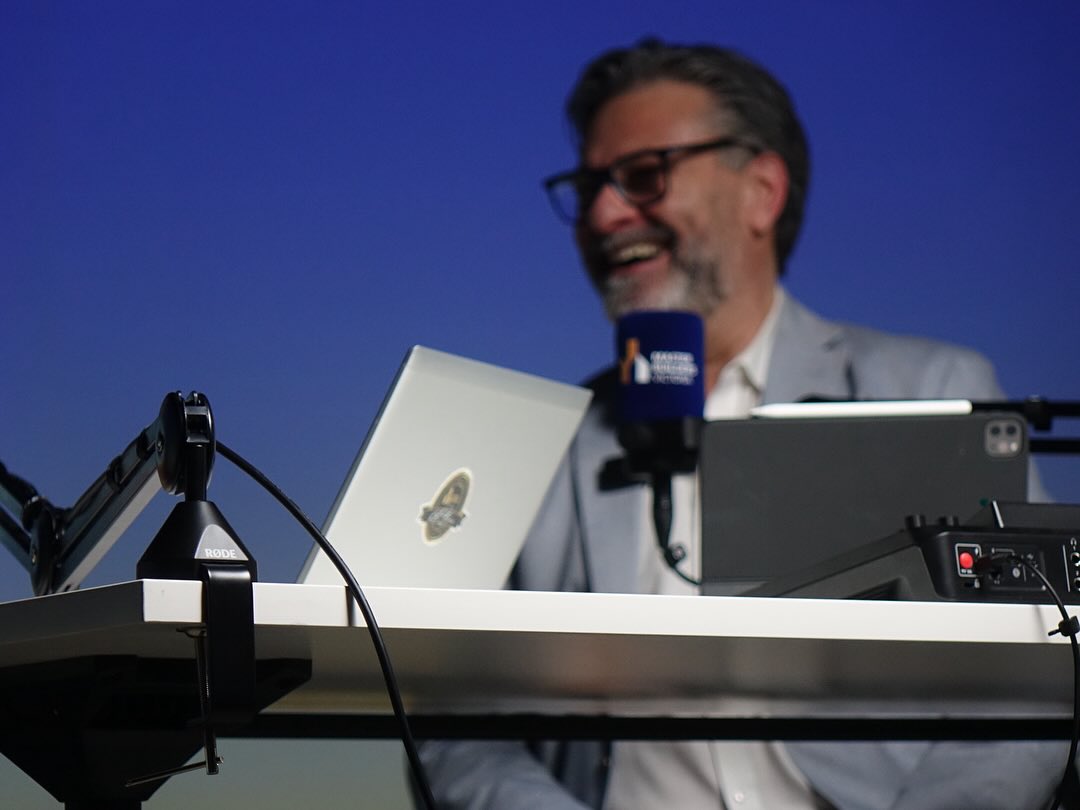 š·āāļø 30 years in the game means youāve seen it all ā property acquisitions, land development, permits, project management⦠and every curveball construction can throw at you.
In the latest episode of the Building Master Builders Podcast, I sat down with Samuel Smith to talk about the wild world of building permits ā the red tape, the pitfalls, and how to keep your build on track, on budget, and free of costly surprises.
Plenty of real talk, stories from the field, and a few laughs along the way.
š„ Watch the full episode now on YouTube: https://youtu.be/d6Dvc3dFmTc
š§ Or listen via the link in bio on Spotify & Apple Podcasts