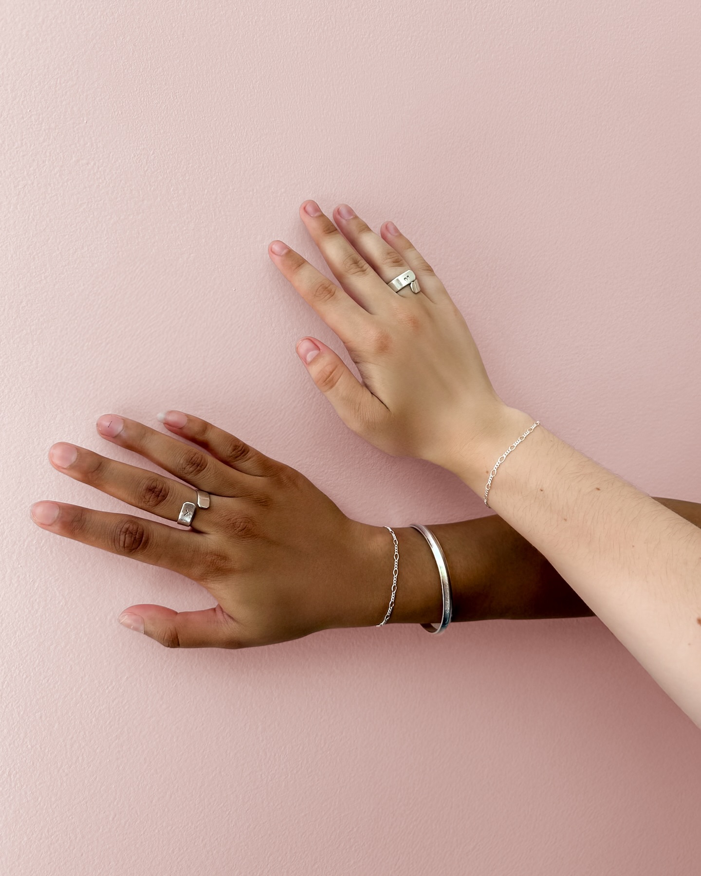 Silver Infinity Chains for these besties ⛓️💥
#permanentjewelry #permanentbracelet #newbedford