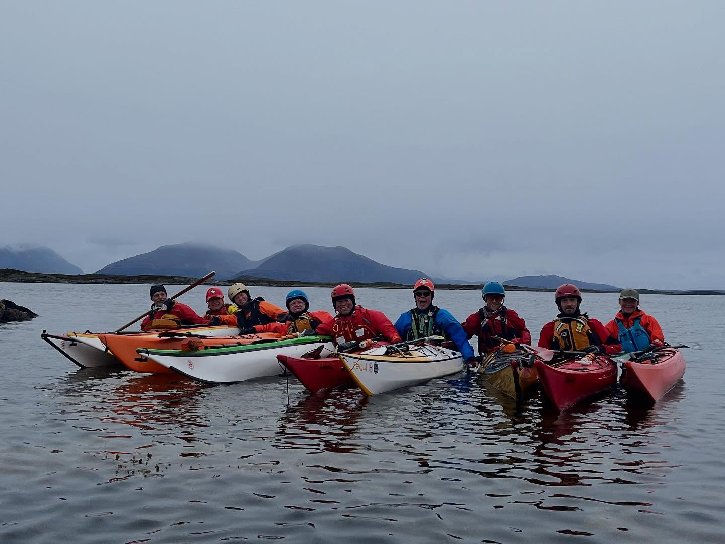 26-28 September kör vi återigen ”North Atlantic Sea Kayak Camp” på ön Smøla utanför Trondheim! Träna mot Blått paddelpass i fantastiska omgivningar samt prova på paddling i tidvatten och vågor i nord atlanten. Härlig gemenskap på kvällen och maten serverad. Boka SISTA platsen! https://www.nautopp.com/atlantic-sea-kayak-camp