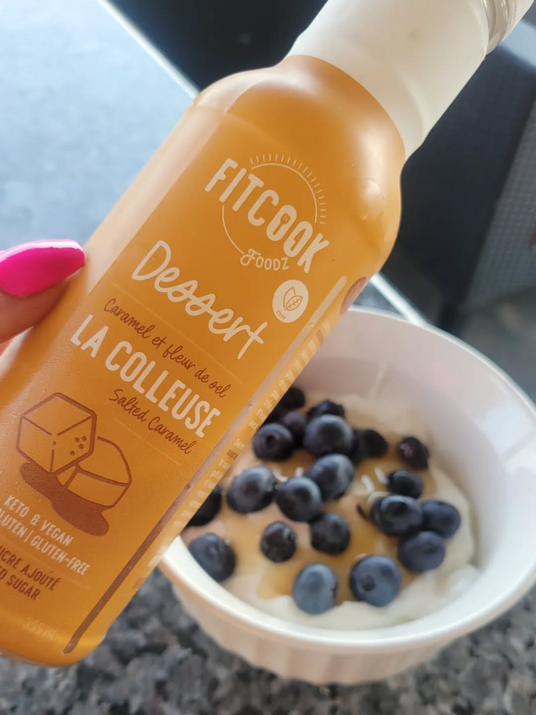 Manger santé ne veux pas dire manger plate 🤪
Ici une idée de collation pour les dents sucrés : yogourt grec nature, bleuets et sirop caramel de @fitcookfoodz 🫐🍯
Obtient ton rabais avec le code ODELY les produits Fitcookfoodz, disponibles au @shopsante
Le rabais est applicable en ligne et en magasin ! 🤎
#bootybyodely #healthylifestyle #health #healthyfood