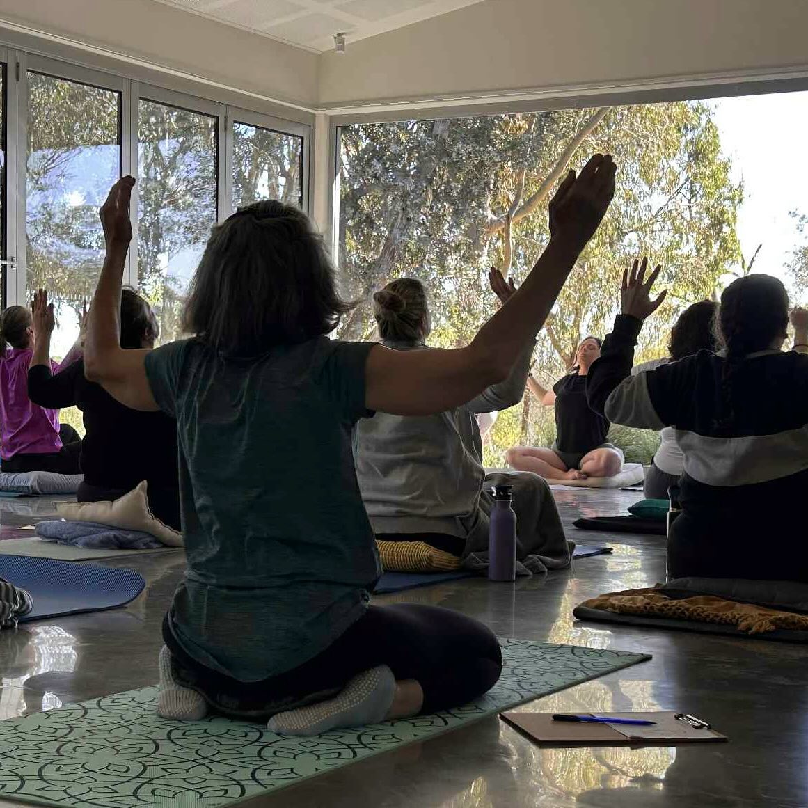 Soaking it all in 💜
I’m always inspired by the courage, the openness, and the pure magic that happens in these spaces✨
Huge thanks to @gippygirlscan for making this session happen, and to the incredible women who came with such open hearts and courage. We all felt the shift today and it was a big one. My heart is full to the brim 🫶