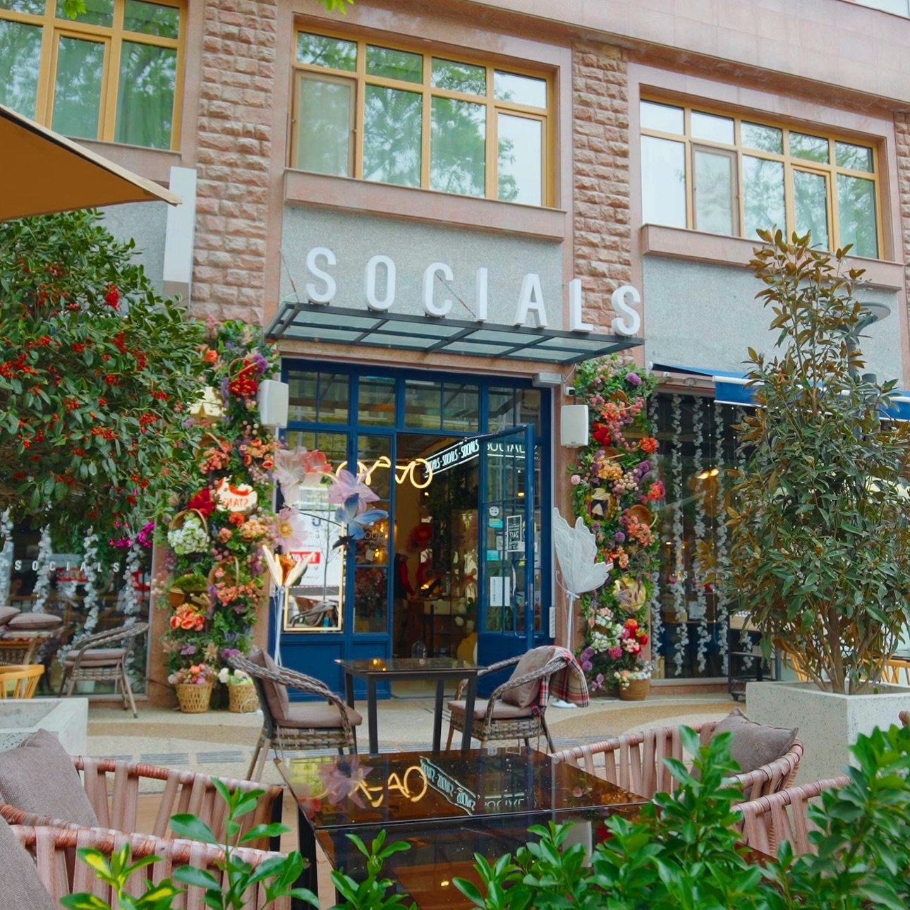 Наши заведения Memories group
@socials_uz Филиалы: 📍Тараса Шевченко 36А
@arrowsparrows_uz 📍 Tashkent City Park
@soulcafe_uz 📍 Buyuk ipak yuli 152
@soulbakery_uz 📍 Улица паркент ,219
@socials_uz 📍Амира Темура ,89а
@madladscoffee 📍Тараса Шевченко 36А
@boboycafe_uz 📍Тараса Шевченко 38а
@boboycafe_uz 📍Tashkent City Mall, 3 этаж
@socials_uz 📍Беруни 41