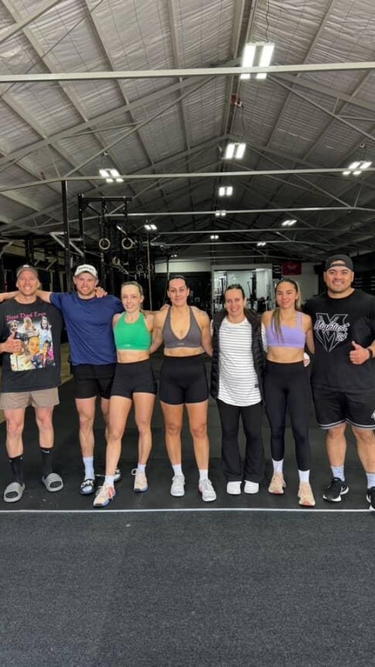 Sundays are for Team Trainings 💪🏼
This team are killing it! I couldn't be a prouder coach ✨️ coming up five months of consistent training and the results are speaking for themselves. I can't wait to watch them on the floor in October at NZ Team Nationals. Not long to go fam 🏃🏽♀️
Thank you @__teamtaurus__ for letting us join you this morning 🙏🏼🤍