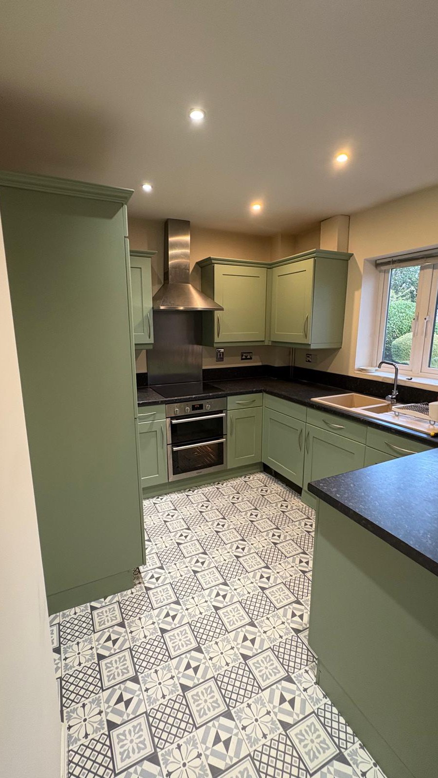 We’ve been seeing a lot of kitchens like this lately – hand-painted to try and update the look but the problems show…
❌ Brush marks
❌ Chips & wear
❌ Uneven finish
That’s why professional kitchen spraying is the smarter choice 👌
This kitchen was transformed with a flawless respray in Little Greene – Boringdon Green 💚 giving it a smooth, durable, factory-quality finish that will last for years.
📍 Liverpool & across the North West
👉 DM us for a free quote today!
#KitchenSpray #LiverpoolHomes #KitchenRespray #ARLCoatings #BorinfdonGreen #KitchenTransformation #KitchenSpray #KitchenRespray #HandPaintedNoMore #KitchenSpraying #ARLCoatings #SprayFinish #PaintedKitchen #KitchenTransformation #KitchenGoals #DreamKitchen #HomeRenovation #BeforeAndAfterHomeEdition #InteriorInspo #ModernKitchen