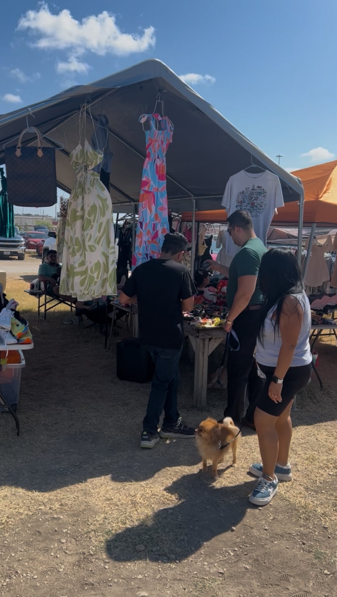 Are you a market vendor, collector or creator? Give the Kyle Flea Market a try! There’s always plenty of room in our outdoor vendor yard and spots are pay by day. See you this weekend 😎
.
.
.
#vendorswanted #marketvendor #fleamarket #makersofinstagram #makersmarket