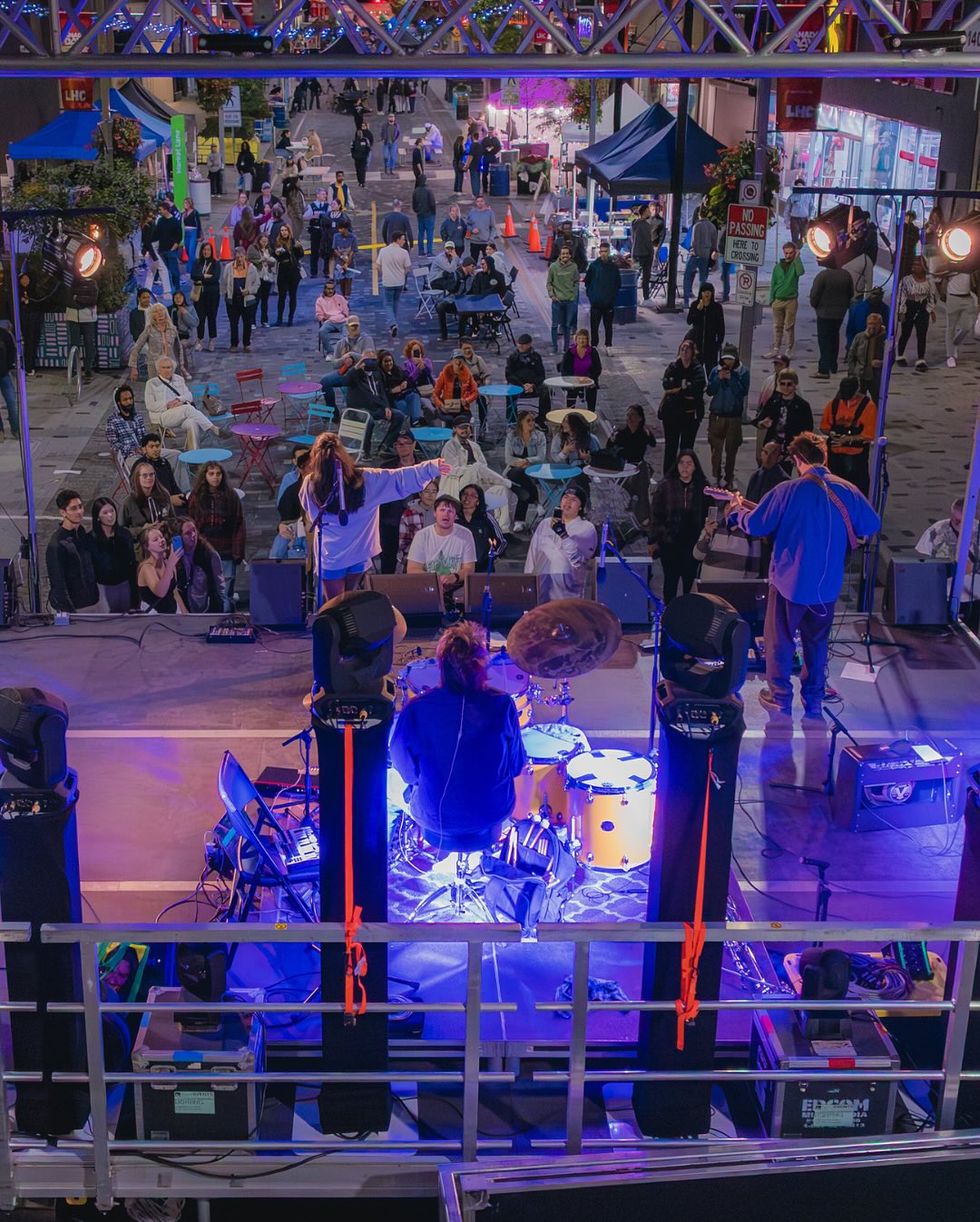 Another round of APPLAUSE!!
Last week’s ExtravaBandza was EPIC and now it’s time to shout out the amazing musicians, artists, vendors, and volunteers who made this event SING!
Your 2025 LBMX Musicians Mentorship Program Bands:
⚡ Bella Rosa
⚡️️Saveria
⚡️Tyrone Traher & The Rottweilers
⚡️Pot Is Drugs Band
Your 2025 Headlining Artist
⚡️renforshort
Your DJs and MCs
⚡️Vybekingz Entertainment
Your Sound Techs
⚡️Spinny Guilbault @spinny_spinny_spinny
⚡️Kevin Belanger (booked from LAV Solutions)
⚡️Scott Brunelle @scottbrunelle
Your Vendors
⚡️Coordinated by @tnttabanca
⚡️Byrne Eats @byrne.eats
⚡Mundy’s Catering @mundyscatering1
⚡laya mnl @laya_mnl
⚡️️️Triniman Kitchen @trinimankitchen
⚡️️️La Burreria @laburrerialondon
⚡️️️Henna by roha @hennabyroha_
⚡️️️Mocktail Bar
⚡️️️Paletta Merica @palettamericacanada
⚡️️️Authentic Flavor
⚡️️️Everybody’s Cholao @everybody__cholaos
Your Art Activation Leaders
⚡️Bronagh Morgan
⚡️Hailey Tallman
⚡️Jess Darroch
Your Raffle Ticket Booth Volunteers
⚡️Samir Shrestha
⚡️Xavier Merino Mino
⚡️Lucy Pham
⚡️Cosmos Akpan
Your Event Photographer/Videographer
⚡️Nathan Bedard @nbedard2020
Thanks to EVERYONE who came out and SUPPORTED LOCAL TALENT! We can hardly wait until next year, but will continue reminiscing until then! ♥️
LBMX, @cityoflondonont (@dundas_place), @fanshawecollege, @lpsmediaoffice London Police Service, @downtownlondon, @ontarioartscouncil, @canadalifeco