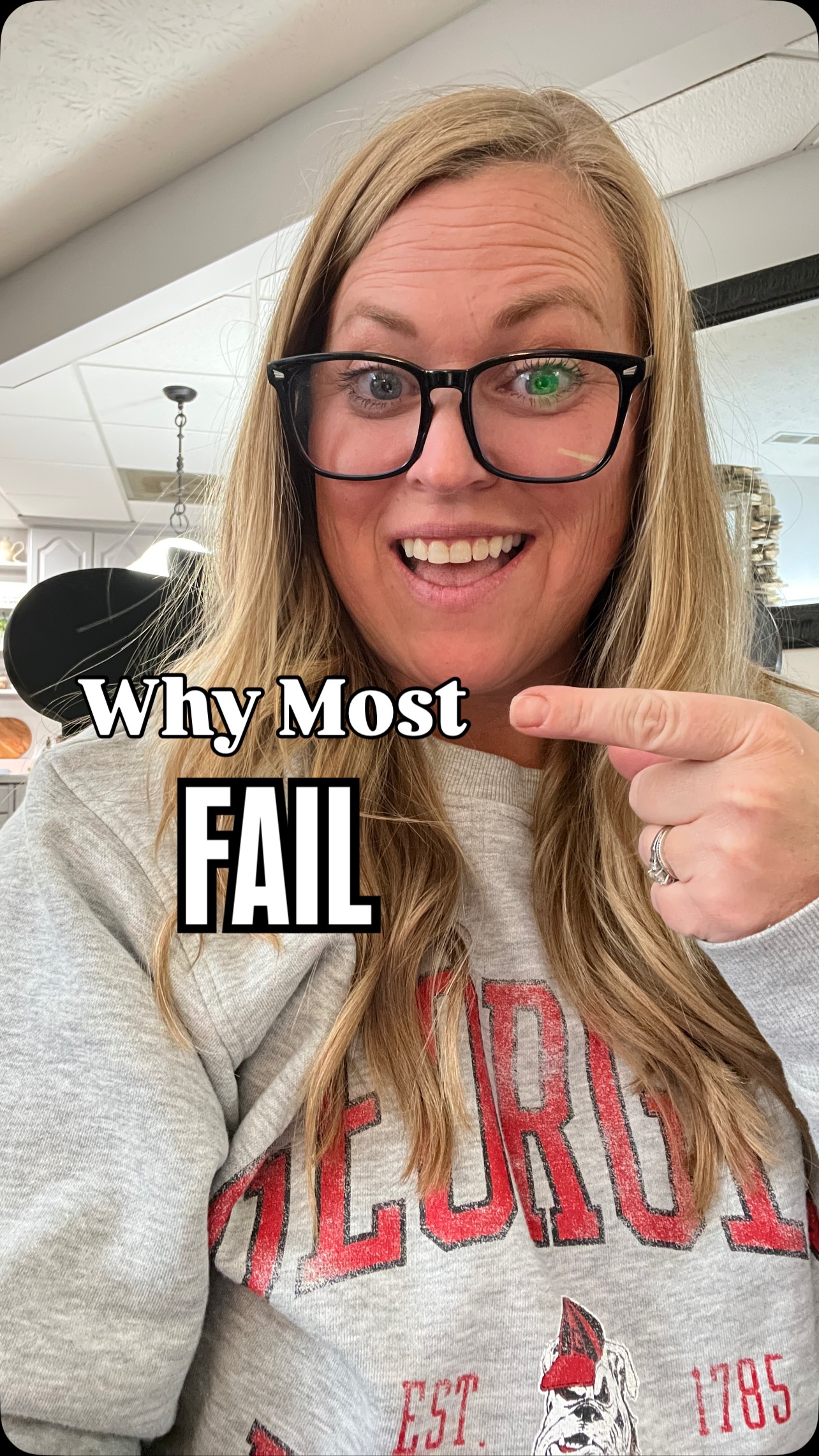 Ever feel stuck in your business, knowing you need to mark it but not sure what’s missing? I’ve been there.
In my latest video I’ll share what shifted and how I’m moving forward.
Link to video in bio too: https://youtu.be/HguEWnZdn_o
Be sure you’re following me and comment “blueprint”. I’ll send it right over.