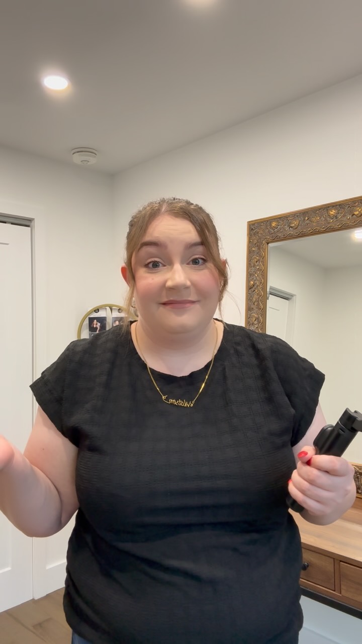 When I signed up to do bridal makeup, I didn’t realize it also came with a side career in content creation 🤷🏻♀️🎥💄 #SendHelp
#MakeupArtistLife #ottawamakeupartist #jbmakeupartist #bridalmakeupartist #makeupartist #smallbusinessowner #contentcreation