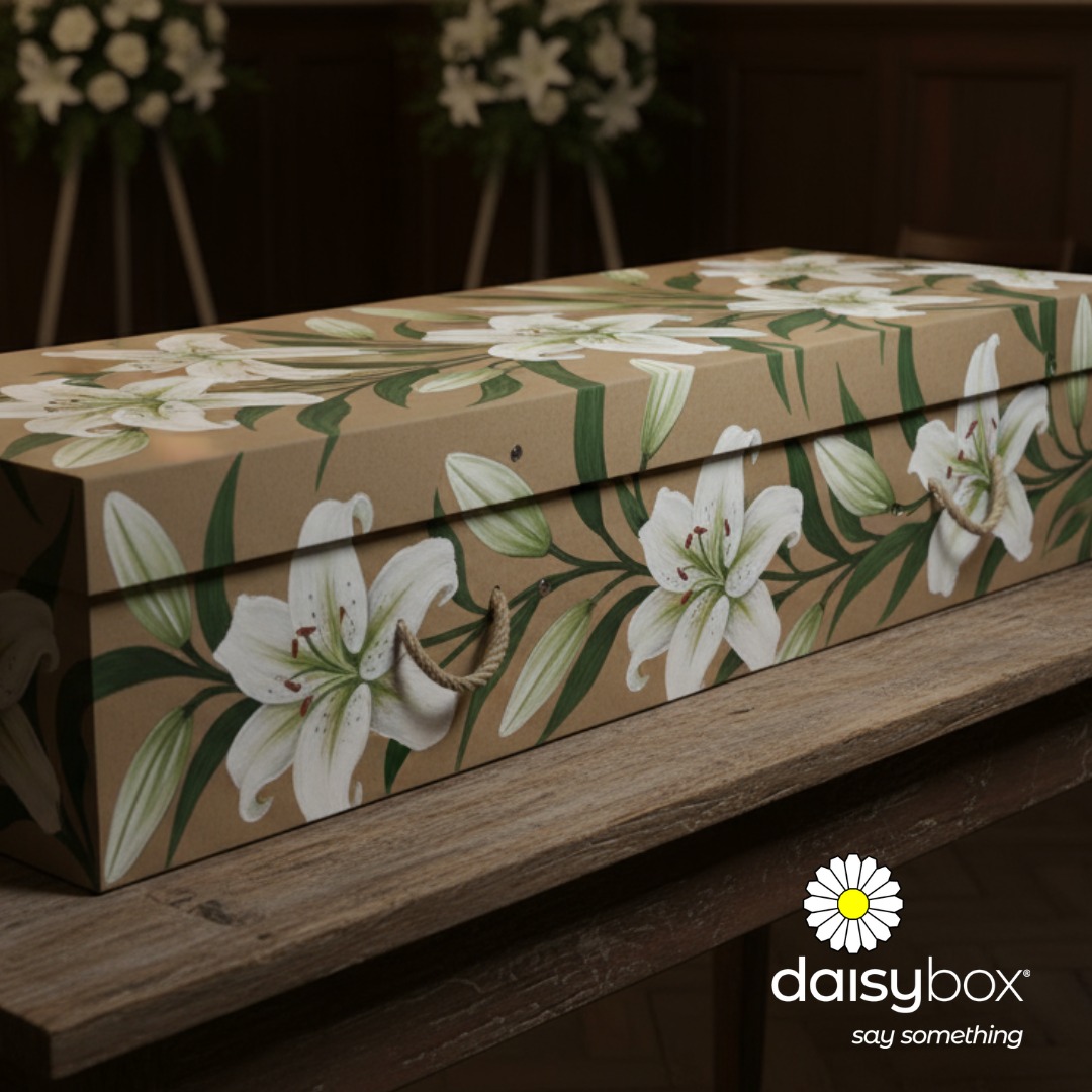 Every other month we hear from a gentle-toned artist wanting to paint a Daisybox before an upcoming funeral. More than often, it's for their own funeral. That must be the most humbling reminder of how creativity and farewell can merge into something way more meaningful than the coats of toxic varnish applied over paper-laminated faux wood coffins.
#daisyboxcaskets #artiststudio #artistssupportingartists #artists