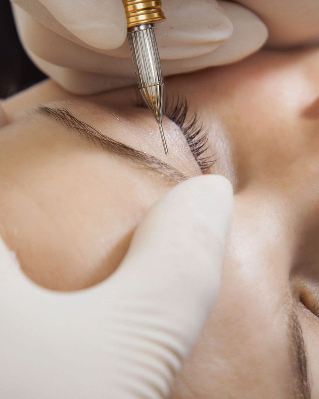 Ready to elevate your beauty routine? 💖 Discover the art of permanent makeup at Artistry Ink Studio! Located in Raleigh, we specialize in tailor-made solutions just for you. From brows to body, we've got you covered. Come see how we can help you shine every day! ✨ Link in bio.
#PermanentMakeup #BeautyRaleigh #WomenOwned #ArtistryInk #Confidence #SelfCare #EyebrowGoals #BeautyTattoo #RaleighNC