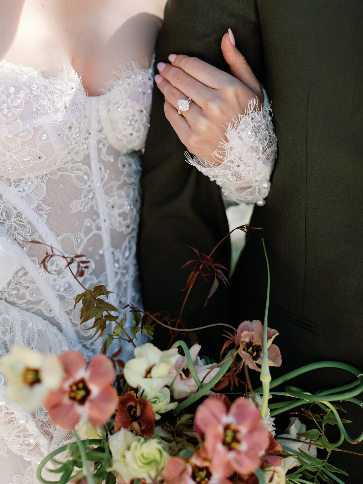Eagerly waiting for the next time I get to create magic like this Tuscan dream wedding with @amywestfloral & @amycarolinephotography 🌿
#carmelweddingplanner #santacruzweddingplanner #californiaweddingplanner #californiawedding