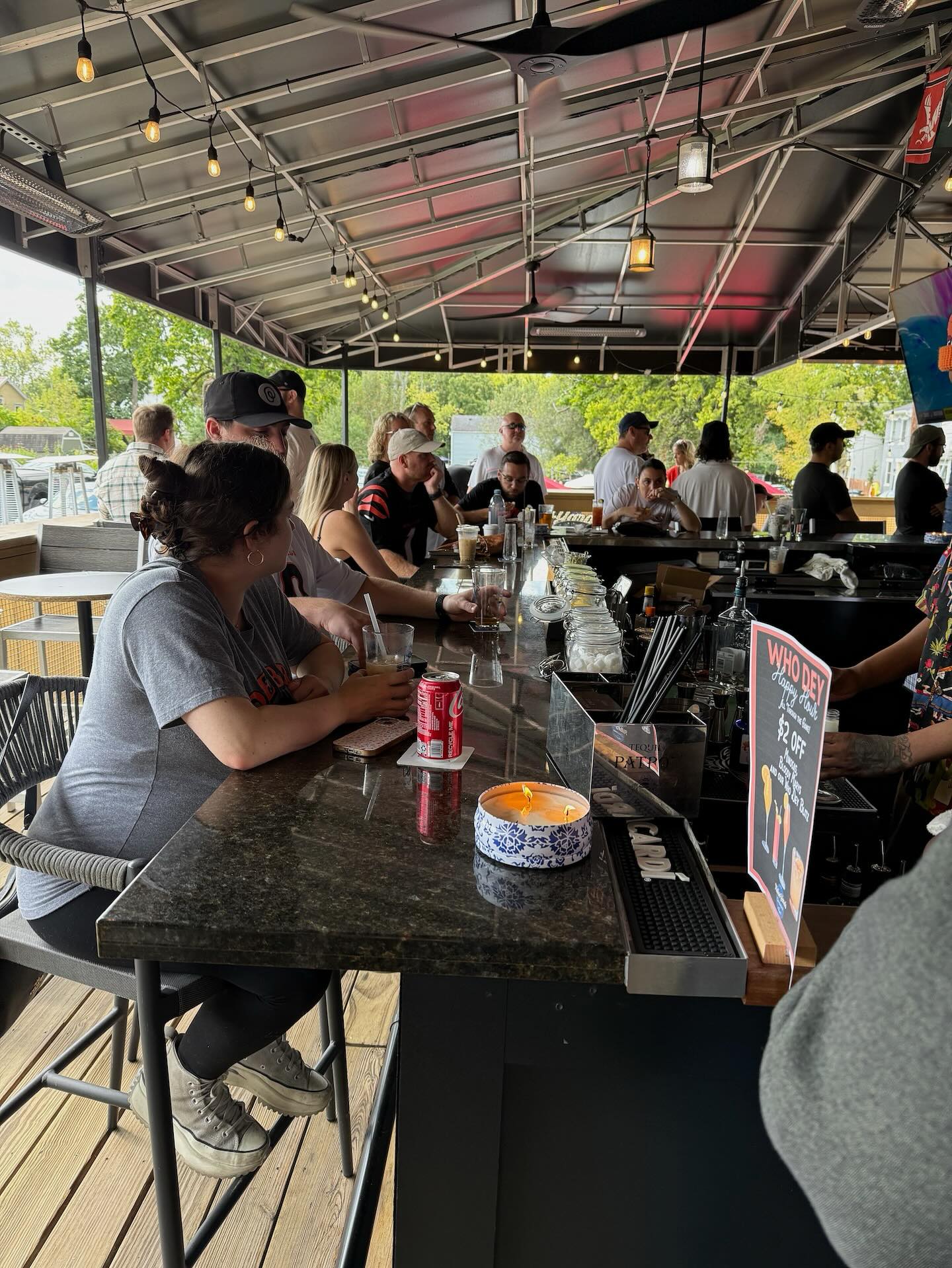 We are ready for a football weekend 🏈
From College Game Day to tomorrow’s first Game Dey at home, our patio is the perfect place to watch 🐯
Plus we have live music tonight!
Join us for a new menu of drinks, fantastic music and an exciting day of sports 🍻