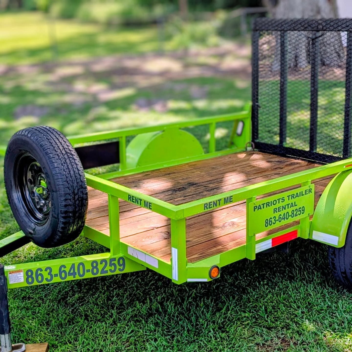 Meet the newest addition to the Patriots Trailer Rental Fleet!
2900 GVW 6X8 Utility trailer. Drive up ramp and only $40 a day.
Whether it's dump trailers, car/truck/ equipment hauler Give us a call if we can help with your trailer rental needs. We are Patriots Trailer Rental!
863-640-8259