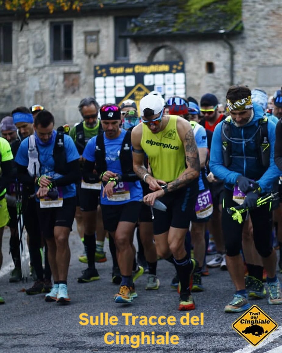 “Sulle Tracce del Cinghiale”
Allenamento trail condiviso
Domenica 21 settembre 2025
Ritrovo alle 8:00 a Palazzuolo sul Senio, di fronte a Seniobike.
Partenza ore 8:30 (puntualissimi!!).
Percorso di 16 Km e 800d+
Verranno creati 2 gruppi...uno più lento e uno più veloce!
Obbligatorio avere scarpe da trail, riserva idrica di almeno 0.5 lt (se è caldo 1 lt) e riserva alimentare da almeno 600 calorie. Abbigliamento adeguato al periodo e piccolo kit di pronto soccorso.
All’arrivo possibilità di docce al campo sportivo di Palazzuolo e 3° tempo alla @caseificio_faggiola Puoi prenotare il tuo cestino con salumi, formaggi, focaccia e acqua al costo di 10,00€
Iscrizione obbligatoria tramite il link in bio
Ogni partecipante è responsabile di se stesso, del proprio stato di salute e delle proprie capacità di affrontare il percorso.
I giorni precedenti all’evento verrà inviata la traccia via email agli iscritti.
https://docs.google.com/forms/d/e/1FAIpQLSftcKN734rPhapYTSN60v0xaRbDRV_-VwuLYuMSxGWgl0dUmA/viewform?usp=header