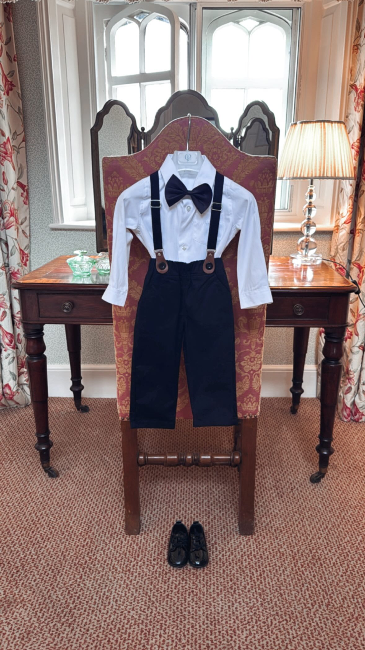 Exactly what is says on the tin đ¤
I know what youâre thinking, you desperately want your child there for every minute of your day and we understand that âĽď¸ we get it.
But remember you are asking an awful lot of your young child, potential isle walk, to be still in the ceremony, smile for photos, to eat during the wedding breakfast then stay up until your first dance.
All of this while being out of their routine, sleeping in a different place, meeting new people and to look incredibly cute in their outfit.
Itâs a lot for a young childâŚ
But hereâs the secret source - a well rested, well fed and hydrated child will be able to be more present for the moments that matter, sometimes itâs a compromise.
We know children and we know weddings âĽď¸
#theweddingnanny #weddingchildcare #kidsatweddings #weddingsupplier #weddingnanny #weddingtips #contentchild #keepitsimple