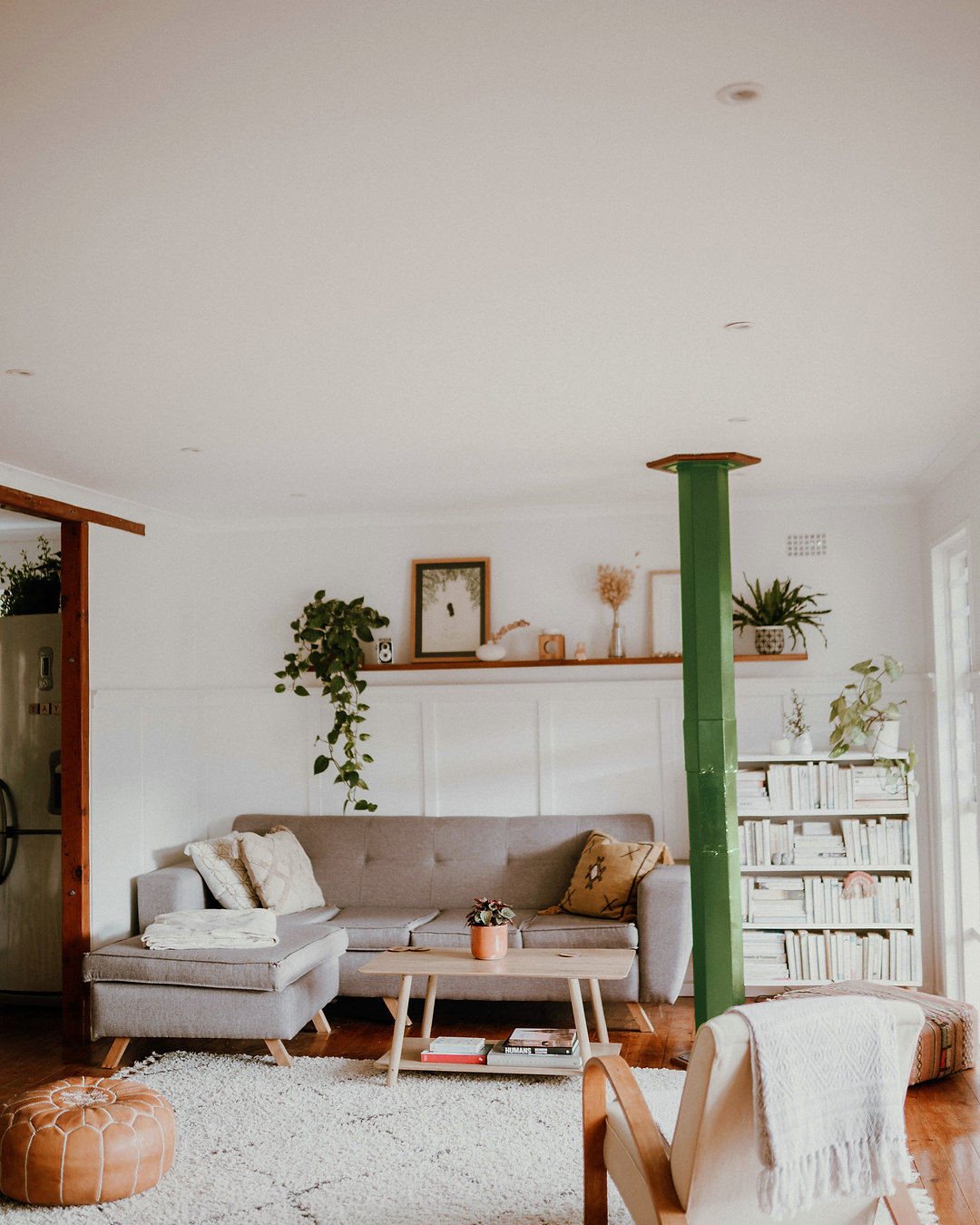 Transform your home for the market with these staging tips! 🏡✨ Learn from a female agent’s perspective on creating an emotional connection with potential buyers. Post Link - https://www.louisesimonette.com/post/how-to-present-your-home-for-market-a-female-agents-perspective?referral=business-feed #HomeSelling #StagingTips #RealEstate #femaleagent #northperth #mounthawthorn #perthagents #perthrealestate #stagingtips #perthrealestate