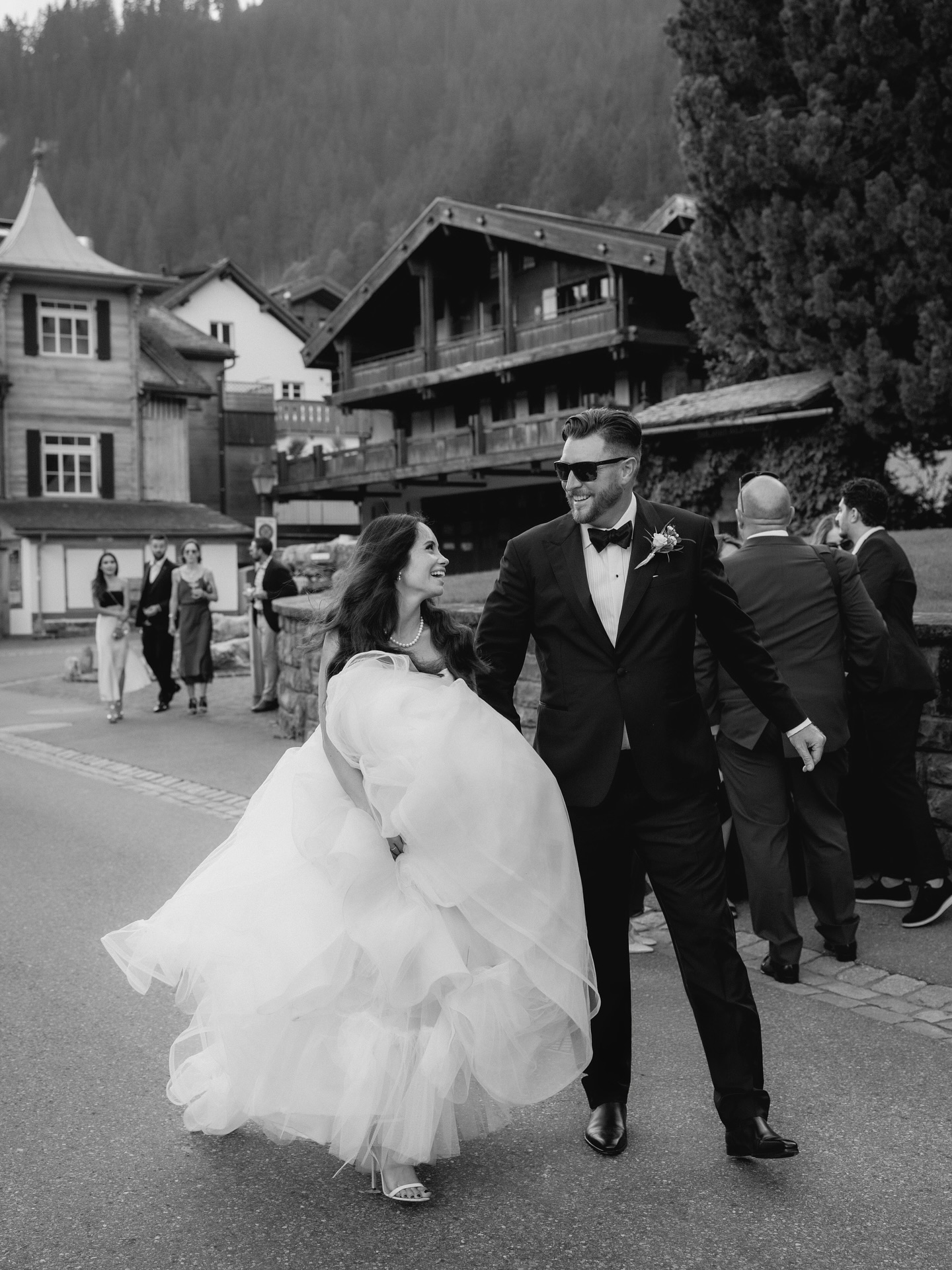 A beautiful elopement in Adelboden from two years ago
@misshood88_rdh
@thecambrianadelboden
@jimmychoo
#adelboden #cambrian #thecambrianadelboden #elopementinswitzerland