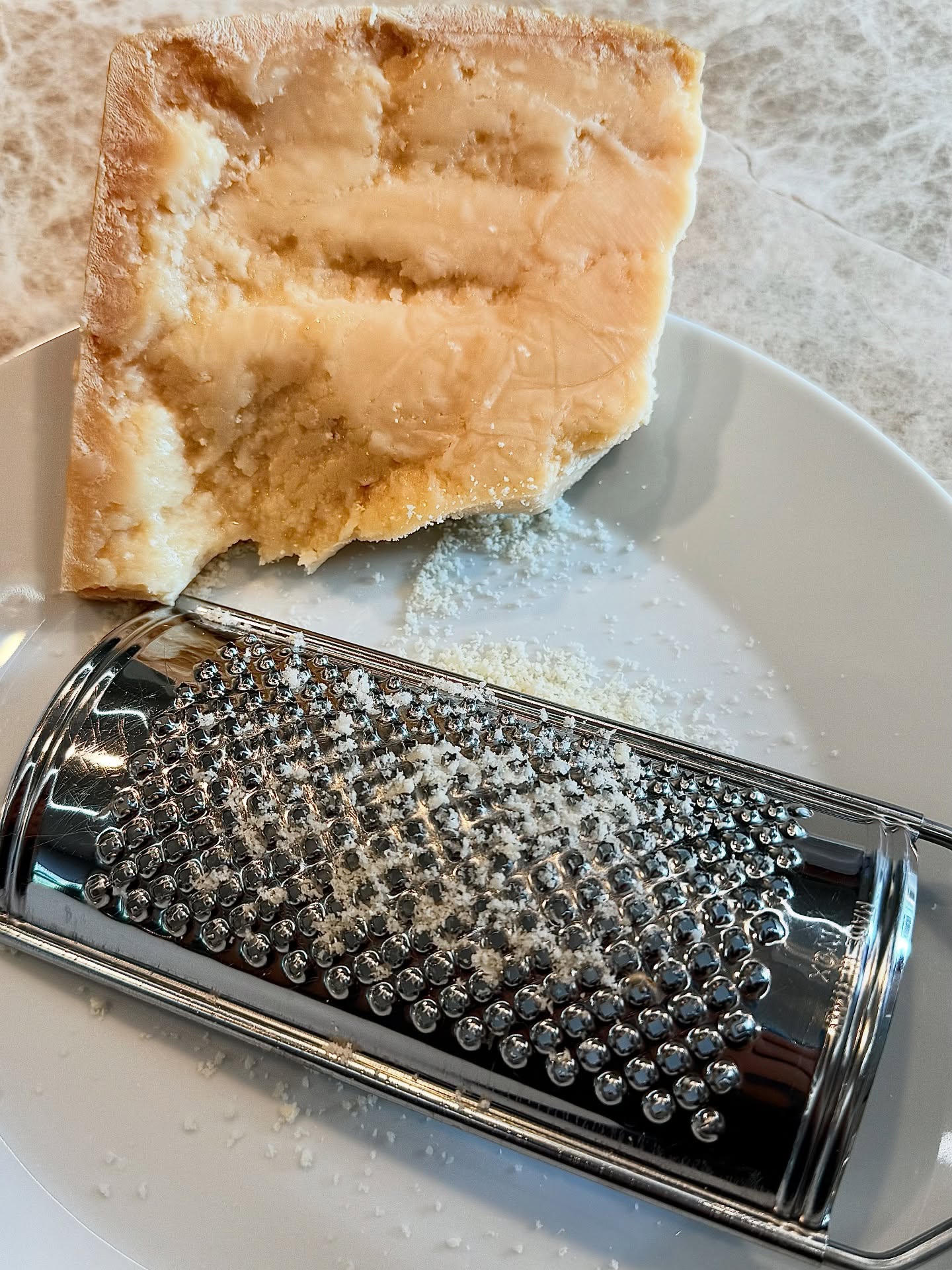 Prova vår Parmigiano Reggiano 🏔️
#bonalumifam #italianfood #highqualityfood #italiantradition