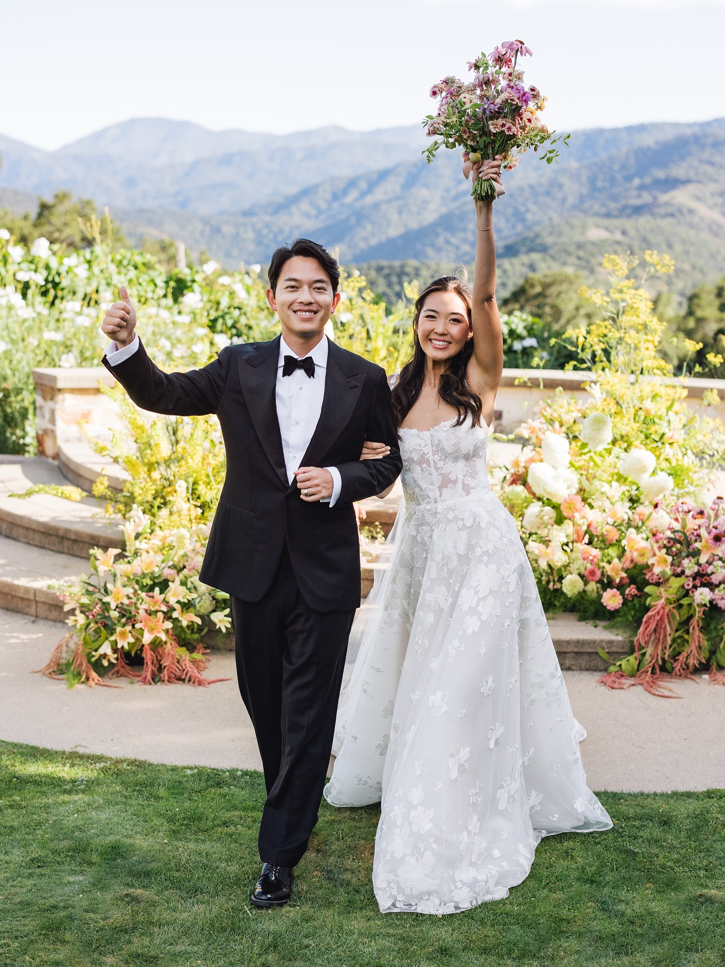 This Holman Ranch wedding design evoked nothing but pure joy with its colorful palette and vibrant hues 🌼
The most perfect day + vendor team bringing it all to life!
Photographer: @ashleycarlascio
Planning & Design: @styledbylinds_
Florals: @amywestfloral
Venue: @holmanranch
Stationery + Signage: @andie.g.studio
Rentals: @hensleyeventresources
Linens: @bbjlatavola
Hair + Makeup: @amandajenellemua
Gown: @epiphanyboutique_carmel
#carmelweddingplanner #californiawedding #californiaweddingplanner #carmelvalley #holmanranch