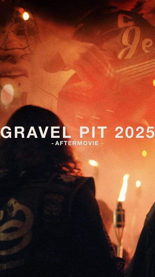 ‼️ HERE IT IS ‼️ Die Highlights des #gpf2025, meistervoll destilliert und zusammengezaubert von @mitchproductions.ch. Feuer 🔥, geile Musik 🤘🏼🎸, Licht 💥 und tonnenweise unvergessliche Erinnerungen warten auf euch. Bock? Dann lehnt euch zurück und lasst das Video euch an das Vergangene Wochenende zurückbeamen.
Youtube (Full Resolution):
https://www.youtube.com/watch?v=3Uws-LSsmt4
🎥 Camera: Valentin Tripet (@lifeoval), Dominic Montani (@dominic.montani)
🎬 Edit/Production: @mitchproductions.ch
#recap #festival #schüpfen #danke #rock #aftermovie #gpf2025