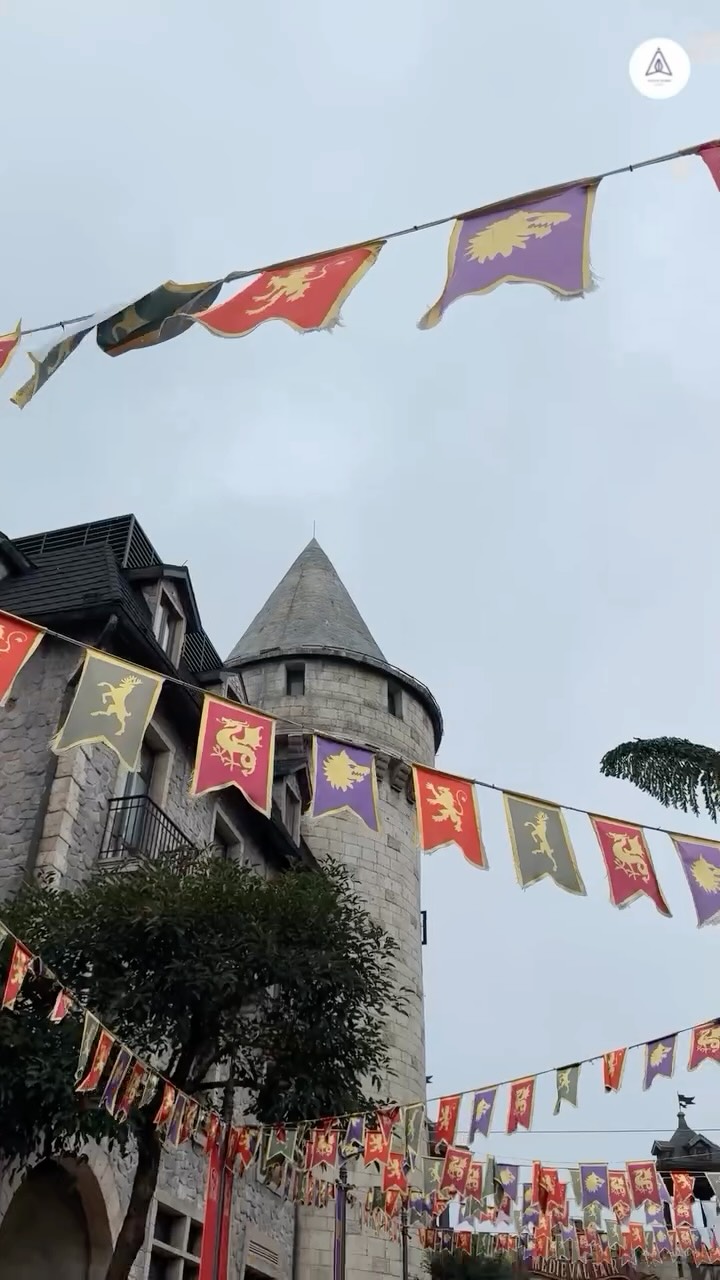 Who’s sleeping when Vietnam is calling? 🌏✨
(travel, touchdownearth, travediaries, travelgram, dubai, Veitnam, italy, paris, trending)