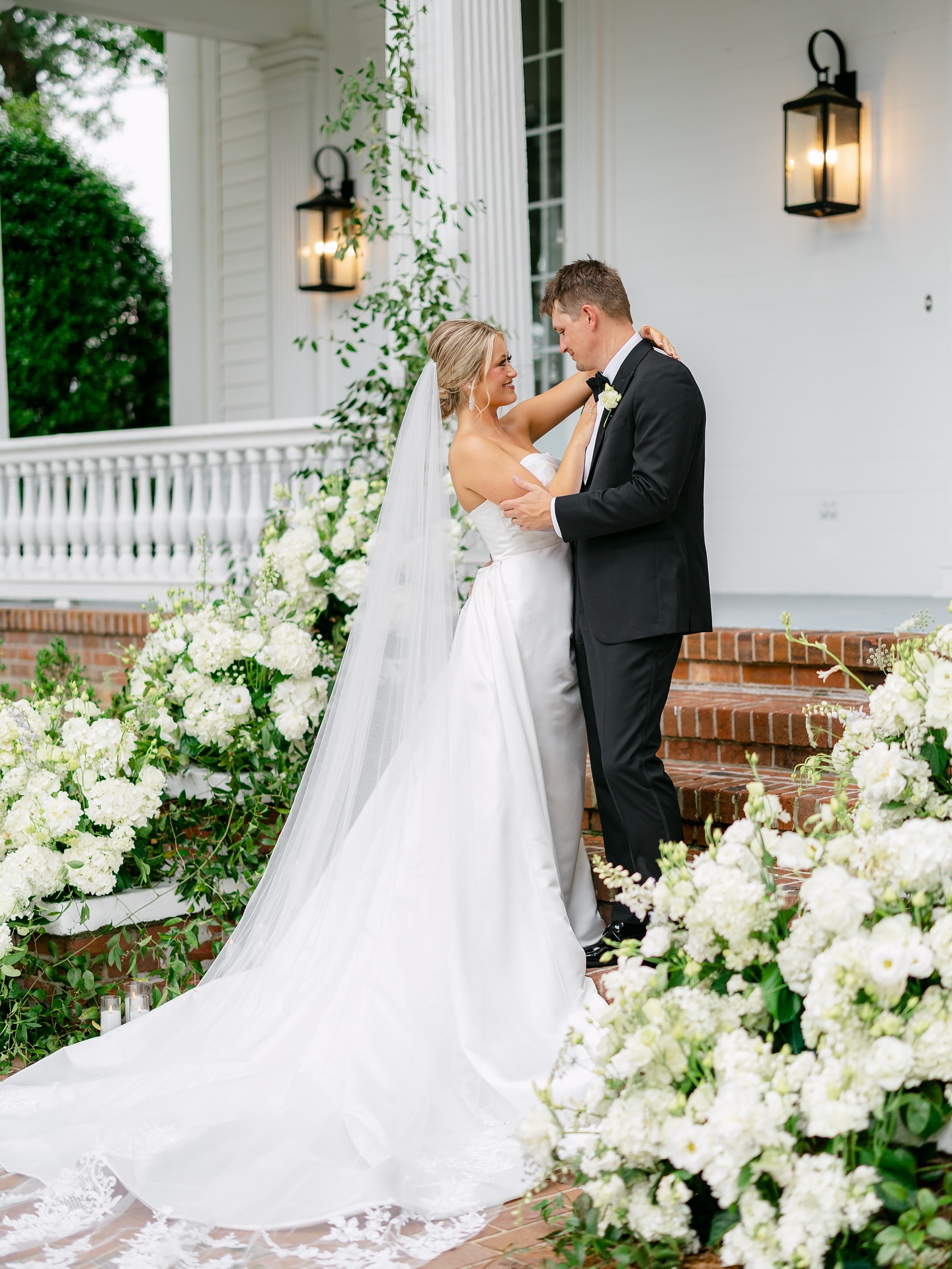 Shelley & Richard 🤍
The details, the dress, the florals.. it was just the kind of wedding day you want to live over and over again.
Venue - @thecornealiusproperties
Florals - @brookesfreshcutflowerfarm
Photography - @emilyfryphoto
Dress - @carolinabridalworldtriangle
Planning - @brooksandreidevents
Makeup - @magnifybymm
#raleighweddingphotographer #raleighwedding #eastcoastwedding
#eastcoastweddingphotographer #destinationweddingphotographer #northcarolinaweddingphotographer
#ncweddingphotographer #2026bride