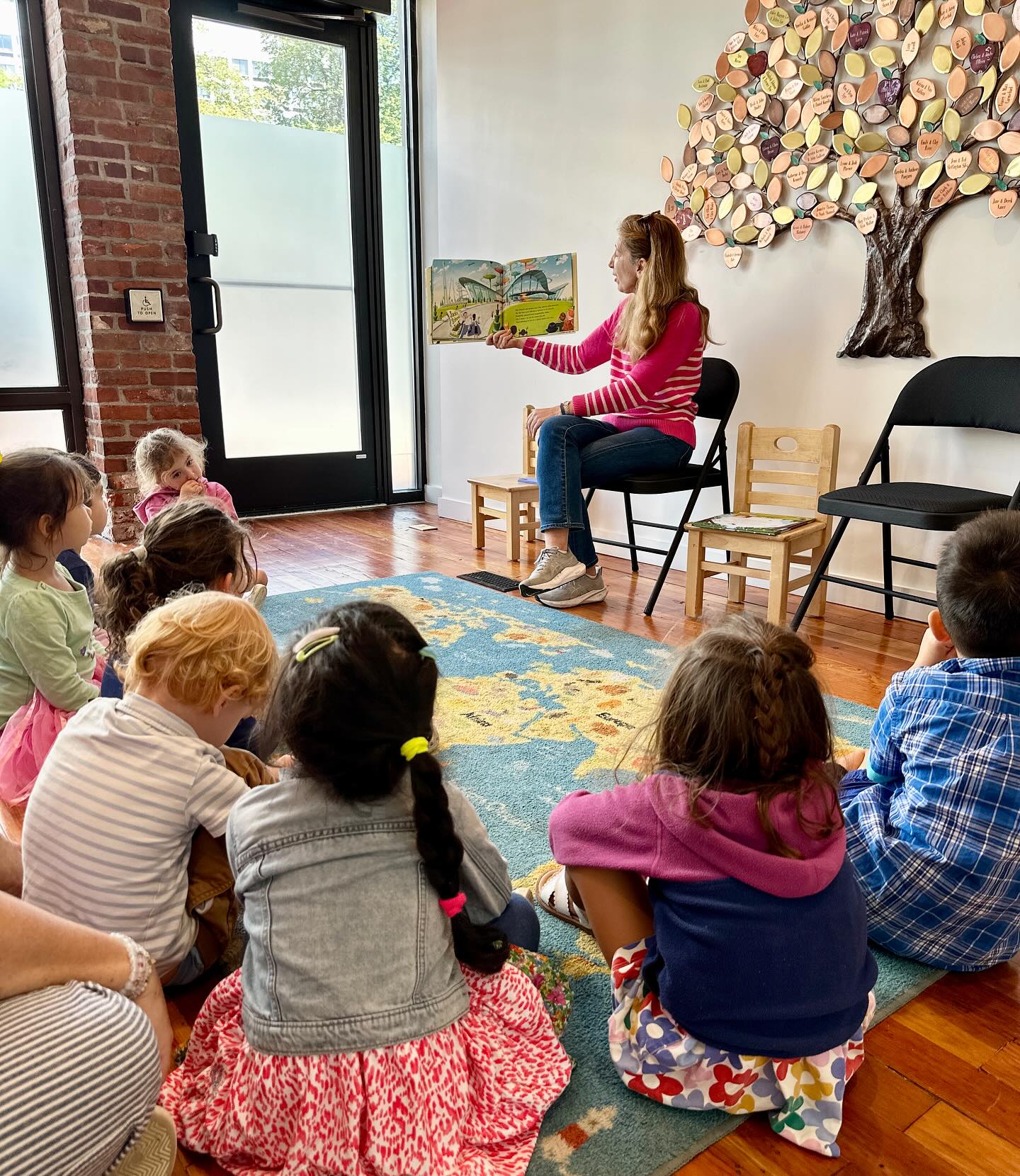 Coral Room’s first Library guest reader of the school year was our very own, Ms. Deb!📚