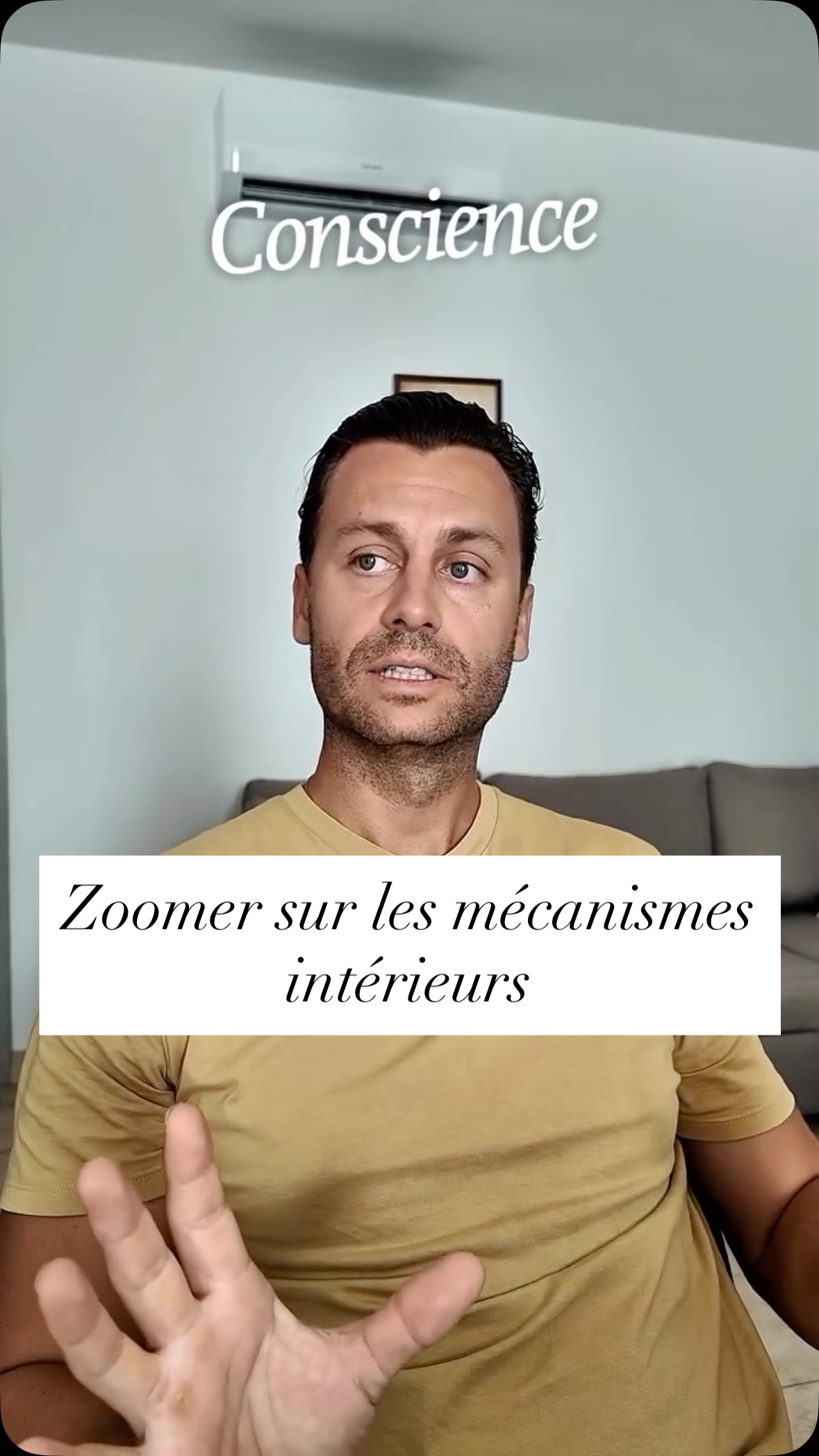 Dans le cadre d’une consultation en hypnose d’accompagnement, voici quelques idées dispersées qui sont approfondies dans le cours dédié :
- Il est possible de sortir du mode automatique action réaction émotionnelle, en questionnant stratégiquement pour bien comprendre se qui se joue intérieurement. Cela permet au sujet de répondre à la demande cachée d’une partie inconsciente, et de se libérer de ce qui jusqu’à lors, semblait « plus fort que lui »
- Toute réaction chargée émotionnellement a une « intention positive », du moins une demande cachée. Dans le cas d’une colère, ça peut être par exemple une partie qui vient protéger une blessure de l’enfance, quand une situation actuelle rappelle inconsciemment un événement du passé non résolu
- Considérer et reconnaître sans jugement l’émotion de la personne, est un premier pas vers la mise en sécurité émotionnelle
#hypnose #formationhypnose #inconscient