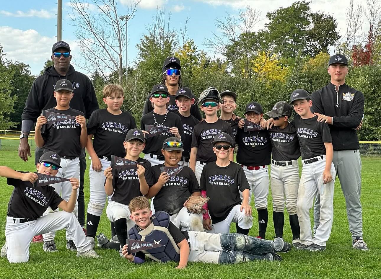 KITCHENER PANTHERS FALL BALL CHAMPS! Congratulations to our combined 10/11U team for their 4-0 sweep this past weekend for Tourney #1!