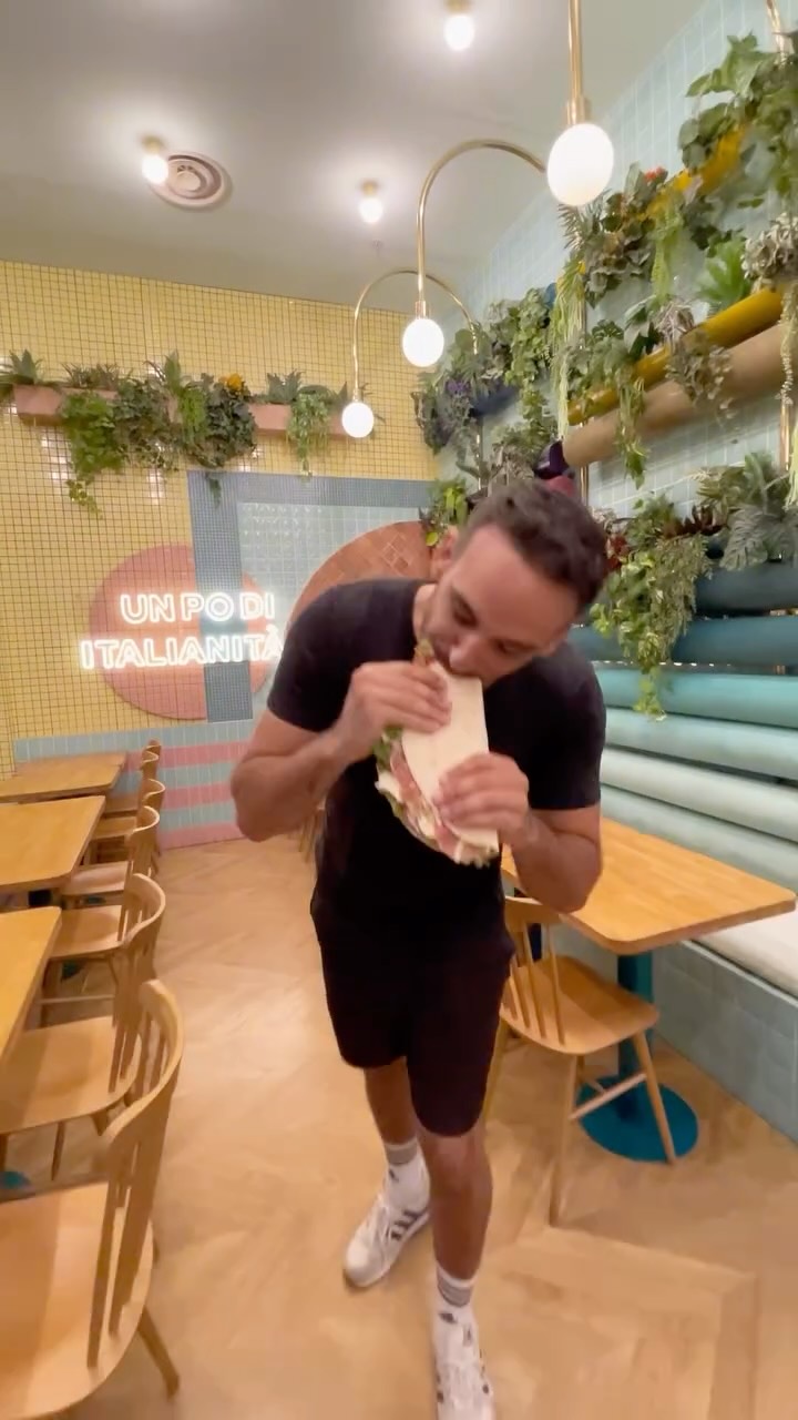 👍🏻Le pouce à la fin vreuuuuument…😂