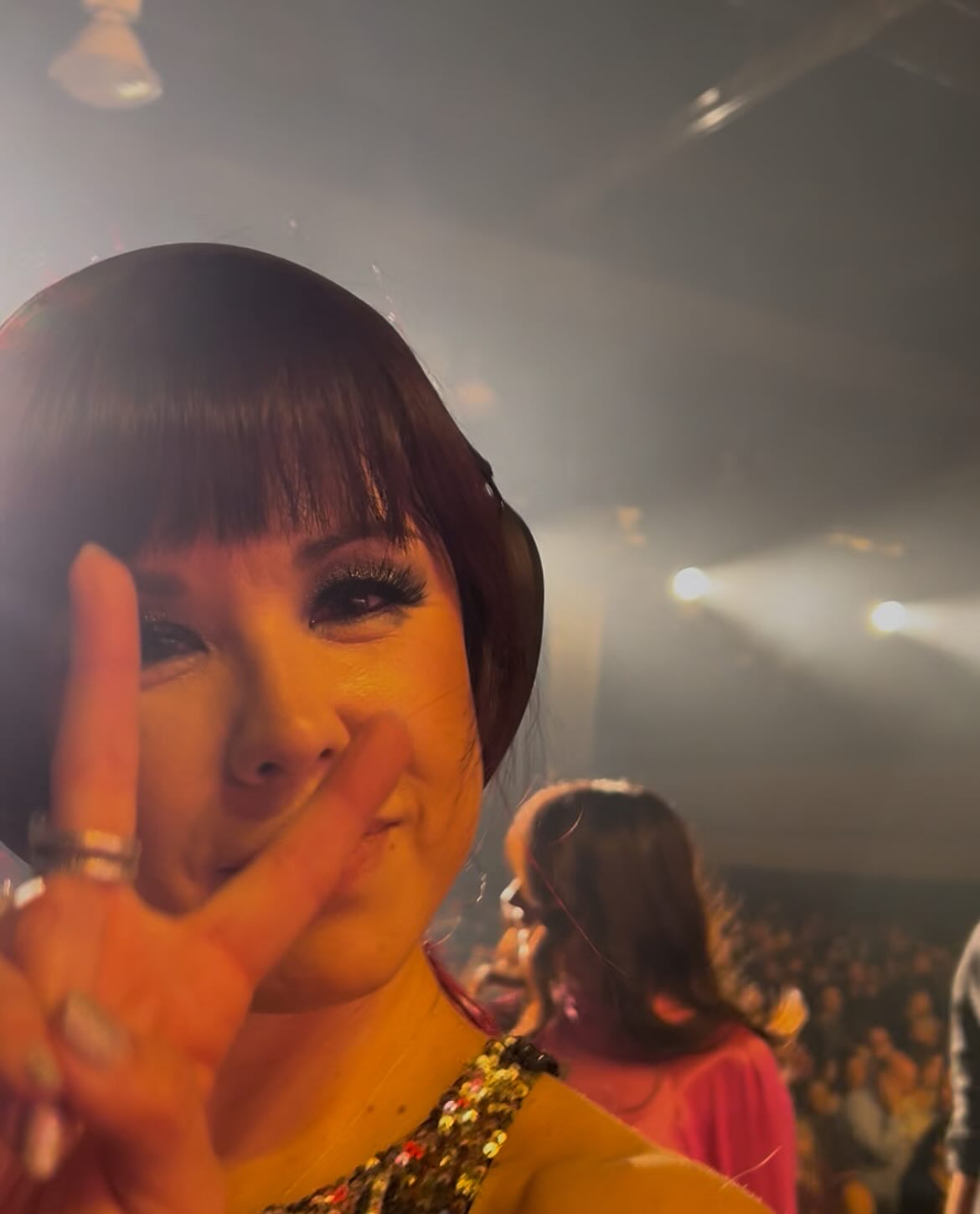 Yes I’m behind on posting again! Here are some shots from a few weeks back @calgaryphil @synthony such a great time. And so grateful to be able to continually explore ways to present symphonic music in different lights.
.
#conductor #symphony #edm