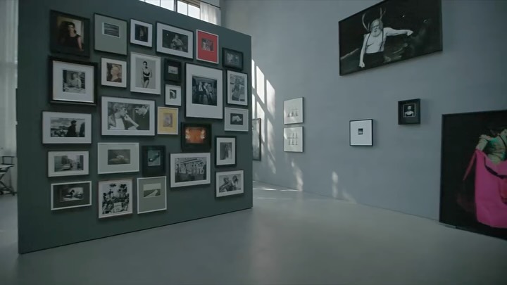 Berlin Art Week Impressionen bei uns aus dem Spielfeld Berlin Daylight Studio - Vielen Dank für euer Kommen!
Licht, Perspektiven und echte Begegnungen.
Das Spielfeld Berlin Daylight Studio hat wieder gezeigt, wie viel Energie in einem Raum entstehen kann, wenn Menschen und Kunst zusammenkommen. @olafhauschulzstudio @harryshreed @olafheinestudio @marionheine #berlinartweek #openstudio Video: @willi.rudolph.photo