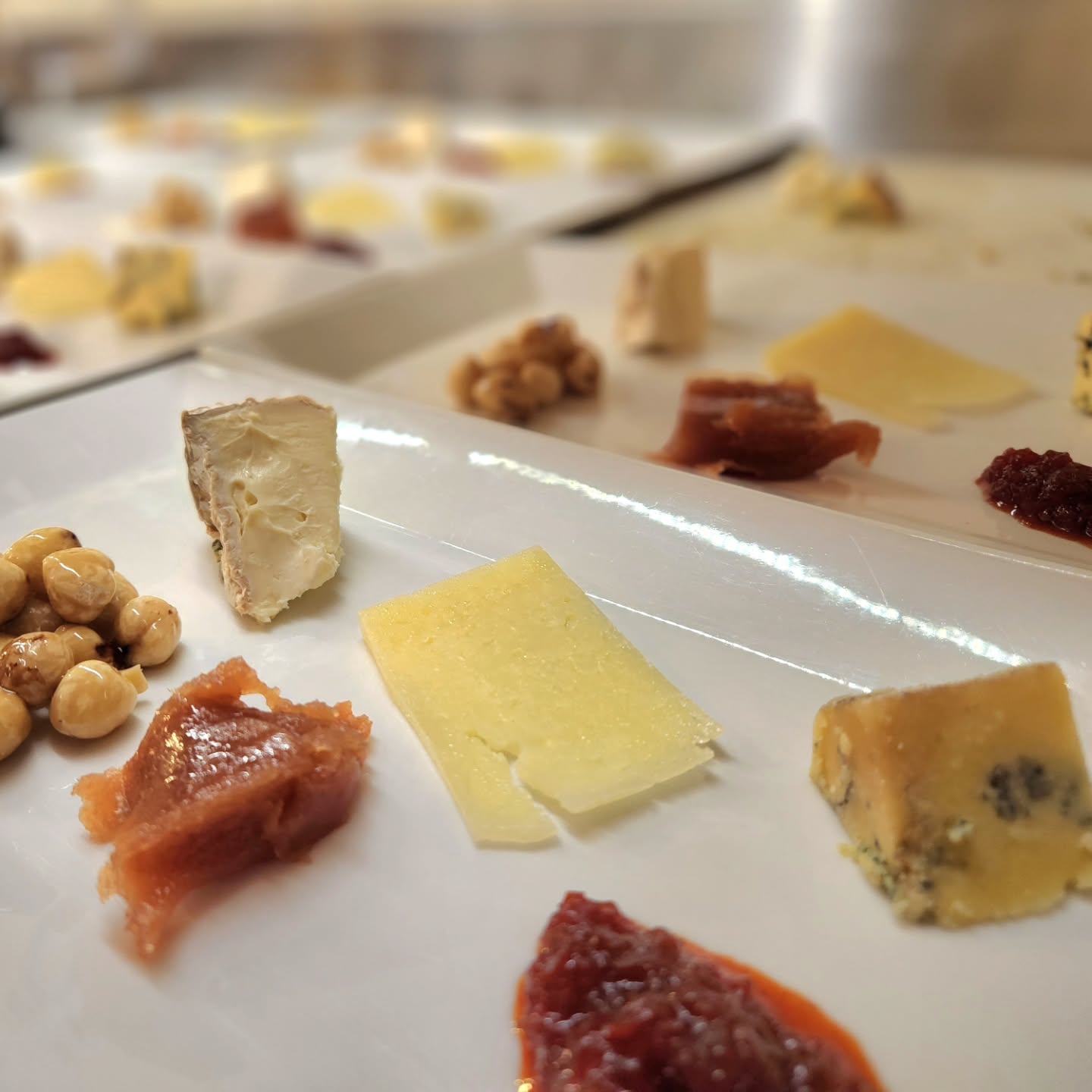 ✨️We love Cheese!✨️
(Really, who doesn't😄)
Enjoy our cheese plate as a starter or dessert! Three hand picked cheeses, most recommended from our friends @cheeseshop831 , served with house made accompaniments and crostini.
Wednesdays - half off your first glass of wine with cheese plate order.
Book your table tonight!🥂
#staylocalaptos #santacruzsentinelreaderschoice #aptosdining #supportlocalbusinesses #farmtotable