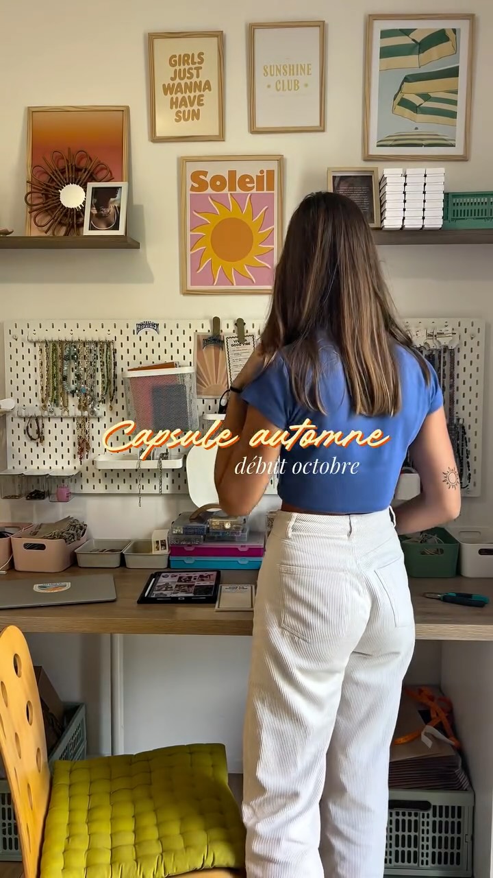 J’ai commencé à travailler depuis hier sur la collection automne et j’étais obligéeeee de vous emmener avec moi pour une 3ème saison de votre série pref « dans les coulisses de la nouvelle collection » ! 🌻