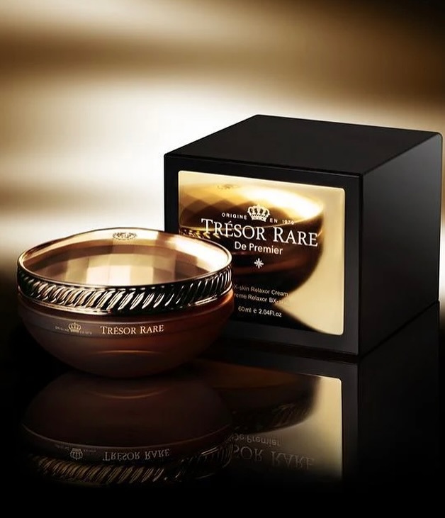 ✨ Descubre el secreto de una piel relajada y radiante con BX Relaxor Cream de Tresure Rare ✨
Si tienes más de 30 años, piel mixta o deshidratada y estás buscando…
✅ Reducir las líneas de expresión
✅ Calmar y suavizar la piel
✅ Proporcionar hidratación profunda
✅ Crear un efecto tensor natural
🌟Esta es tu crema perfecta para incorporar en tu rutina de noche o como tratamiento intensivo. Tu piel se despertará más suave y luminosa.
¿Lo mejor? Esa sensación de relajación instantánea al aplicarla. Es como un spa en casa 🏠✨
¿Cuál es tu crema favorita para la noche?
🚨Aprovecha este código promocional: BXRELAXOR en tu carrito de compras y obtendrás 20% de descuento en este producto, válido solo hasta 30/09/2025 😉😘🤗
www.boutiquespacosmetics.com
#TresorRare #BXRelaxorCream #SkincareRoutine #BellezaNatural #CuidadoDeLaPiel #boutiquespacosmetics